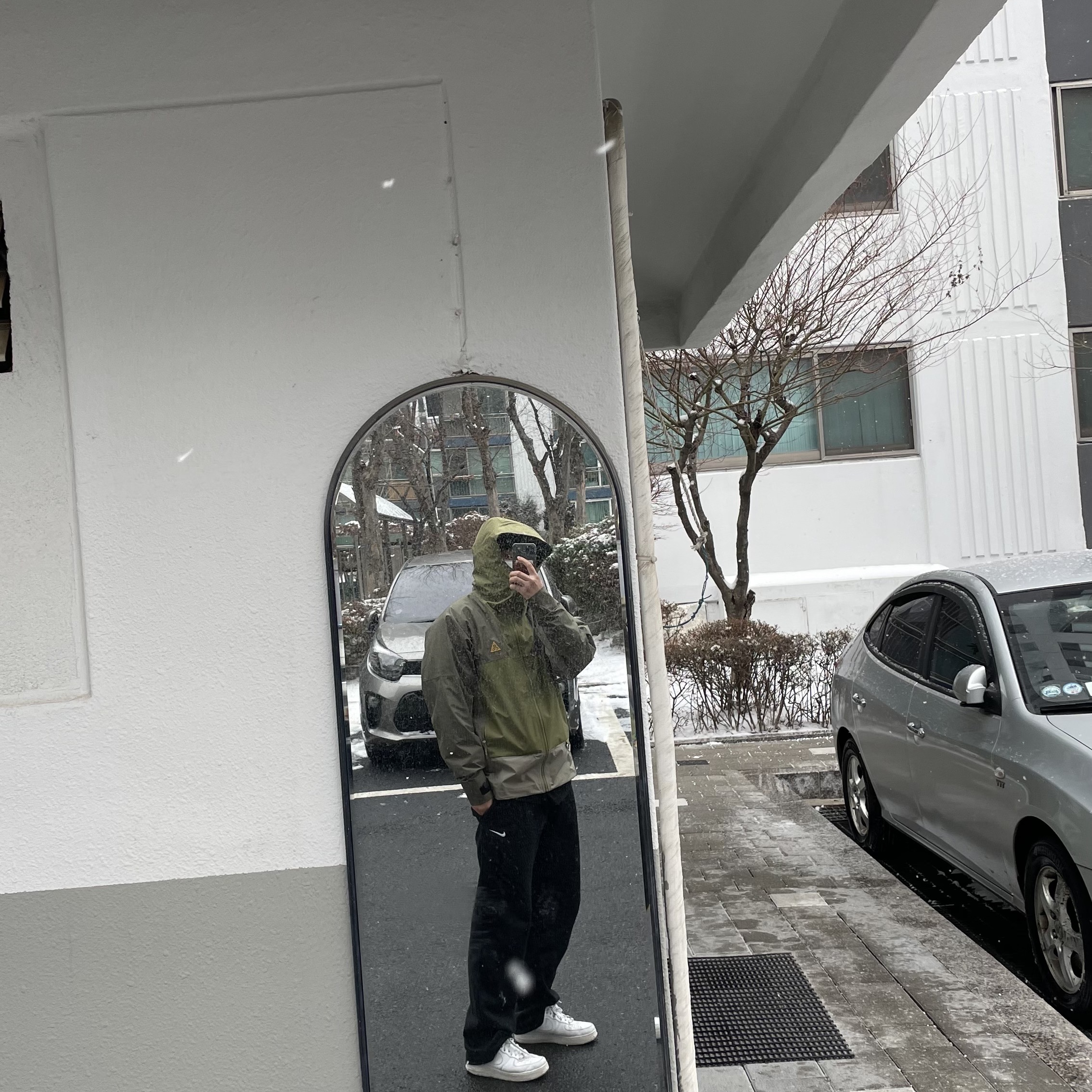 Nike ACG Storm-Fit ADV Cascade Rains Full Zip Shell Jacket Medium Olive - Asia 착용 스타일