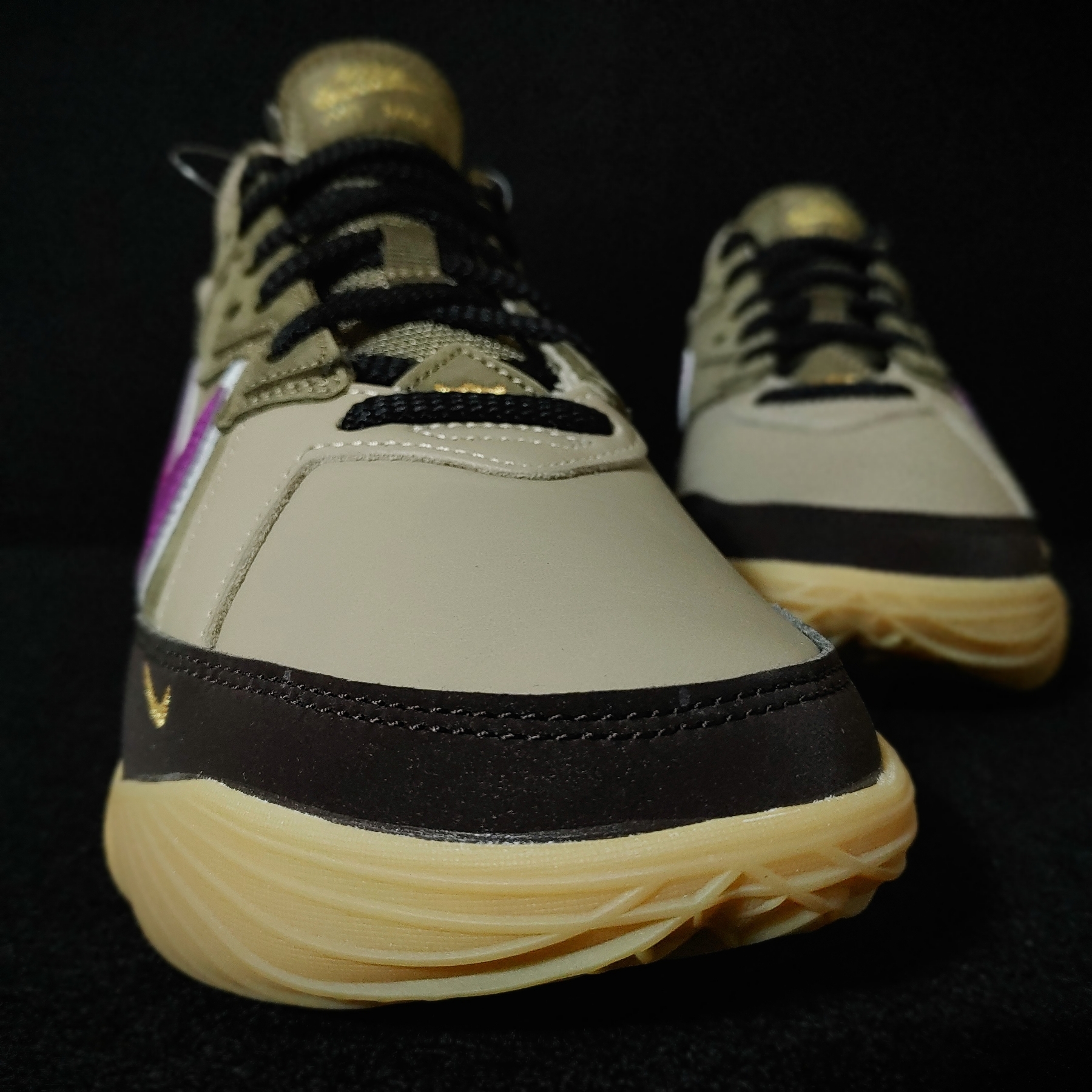 Nike x Atmos LeBron 18 Low Viotech 착용 스타일 - 5
