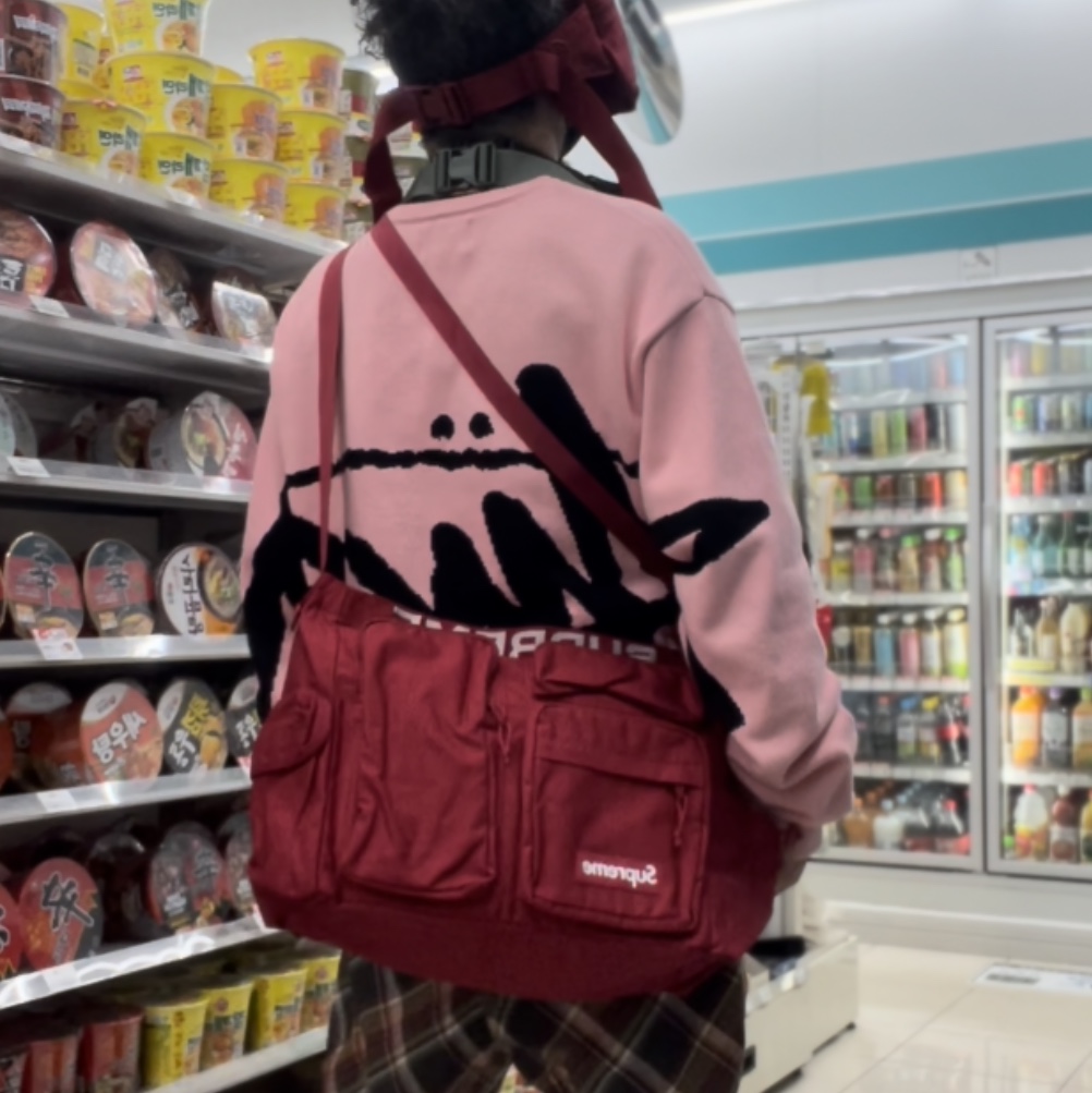 Supreme Field Waist Bag Red - 23SS 착용 스타일 - 3