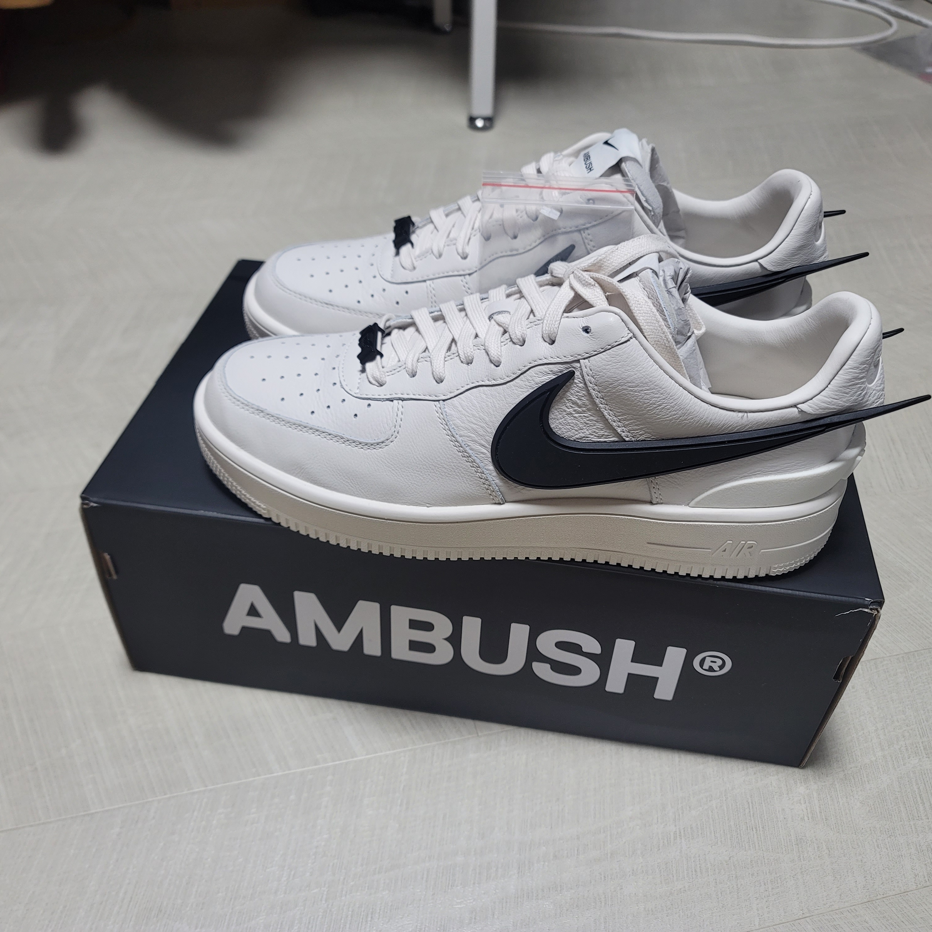 Nike x Ambush Air Force 1 Low SP Phantom 착용 스타일 - 2
