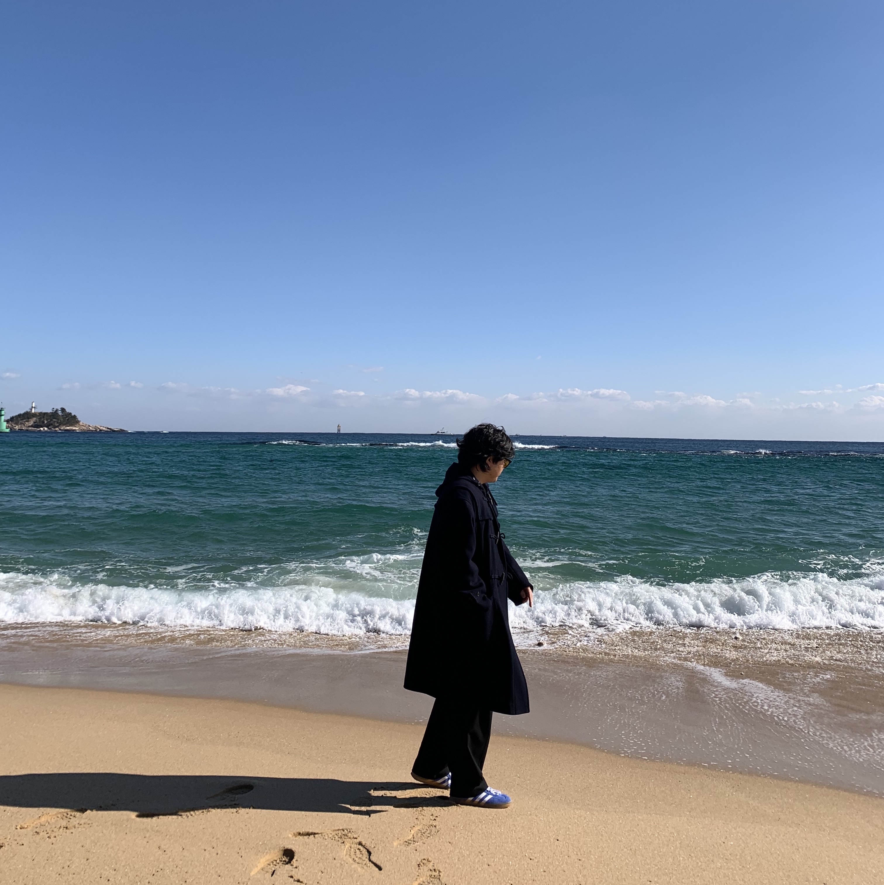 (W) Adidas Gazelle Indoor Blue Fusion Cloud White, Uniqlo +J Wool OverSized Duffle Coat Navy 착용 스타일