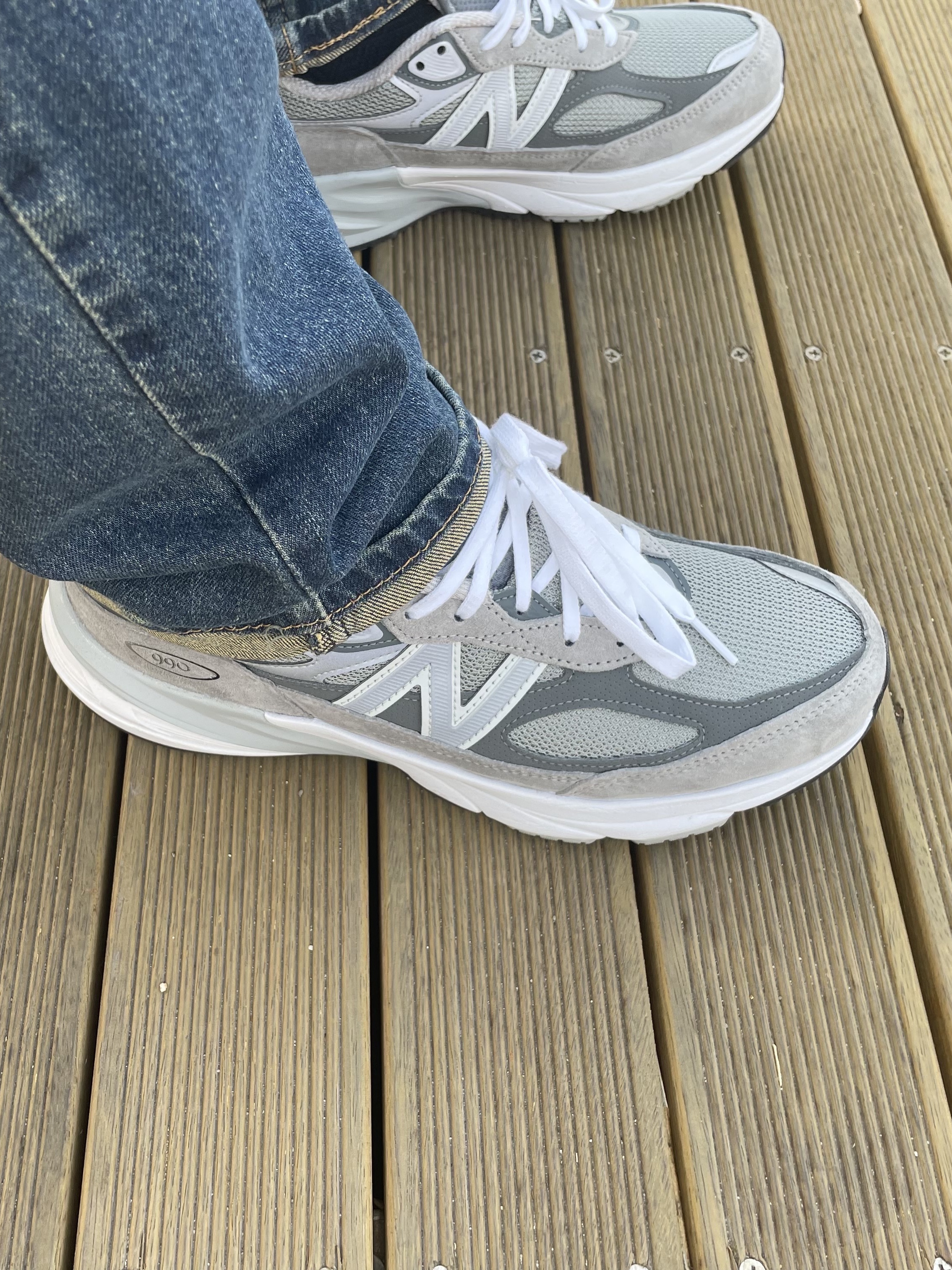 New Balance 990v6 Made in USA Grey - D Standard 착용 스타일 - 2