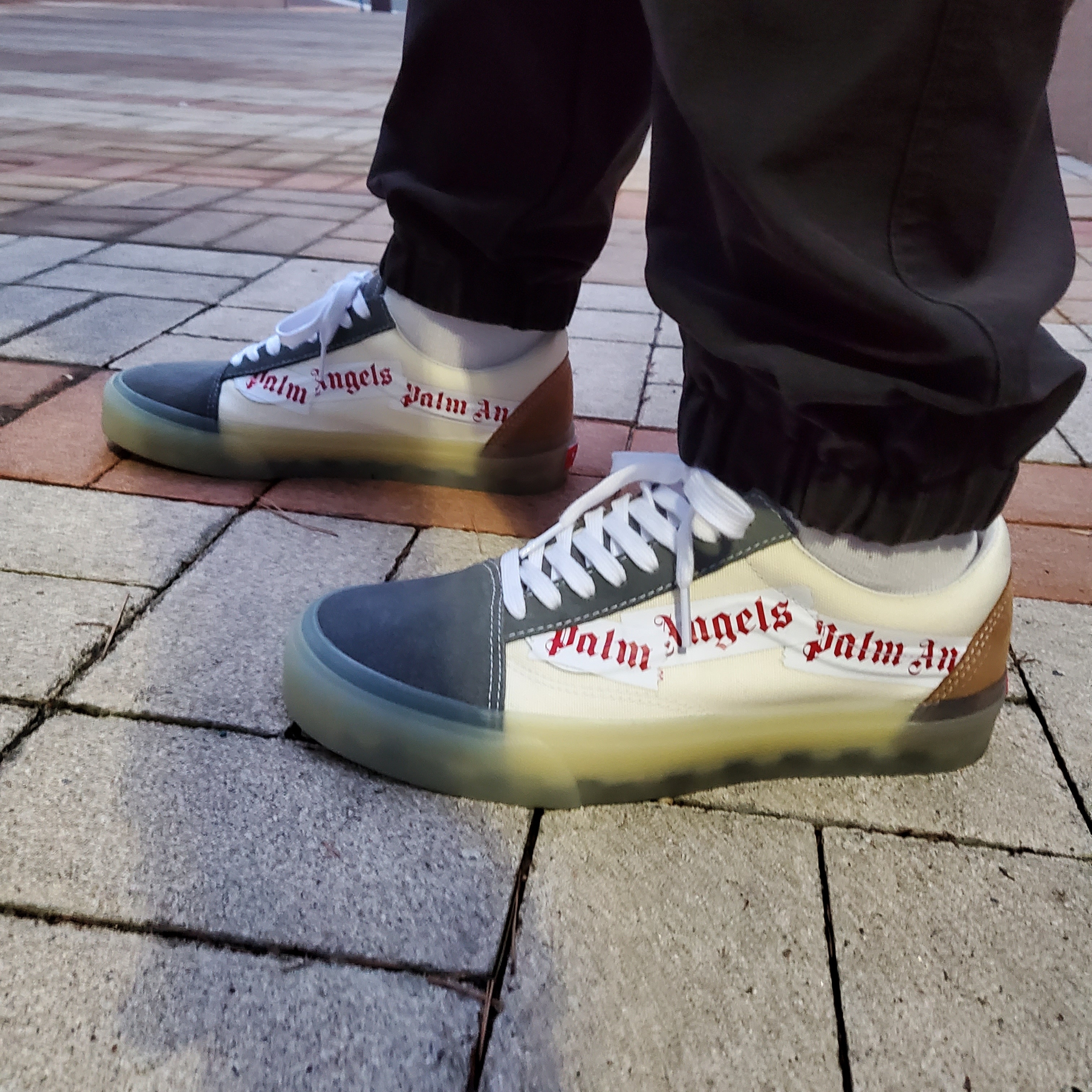 Vans Vault x Palm Angels Old Skool VLT LX Pewter 착용 스타일
