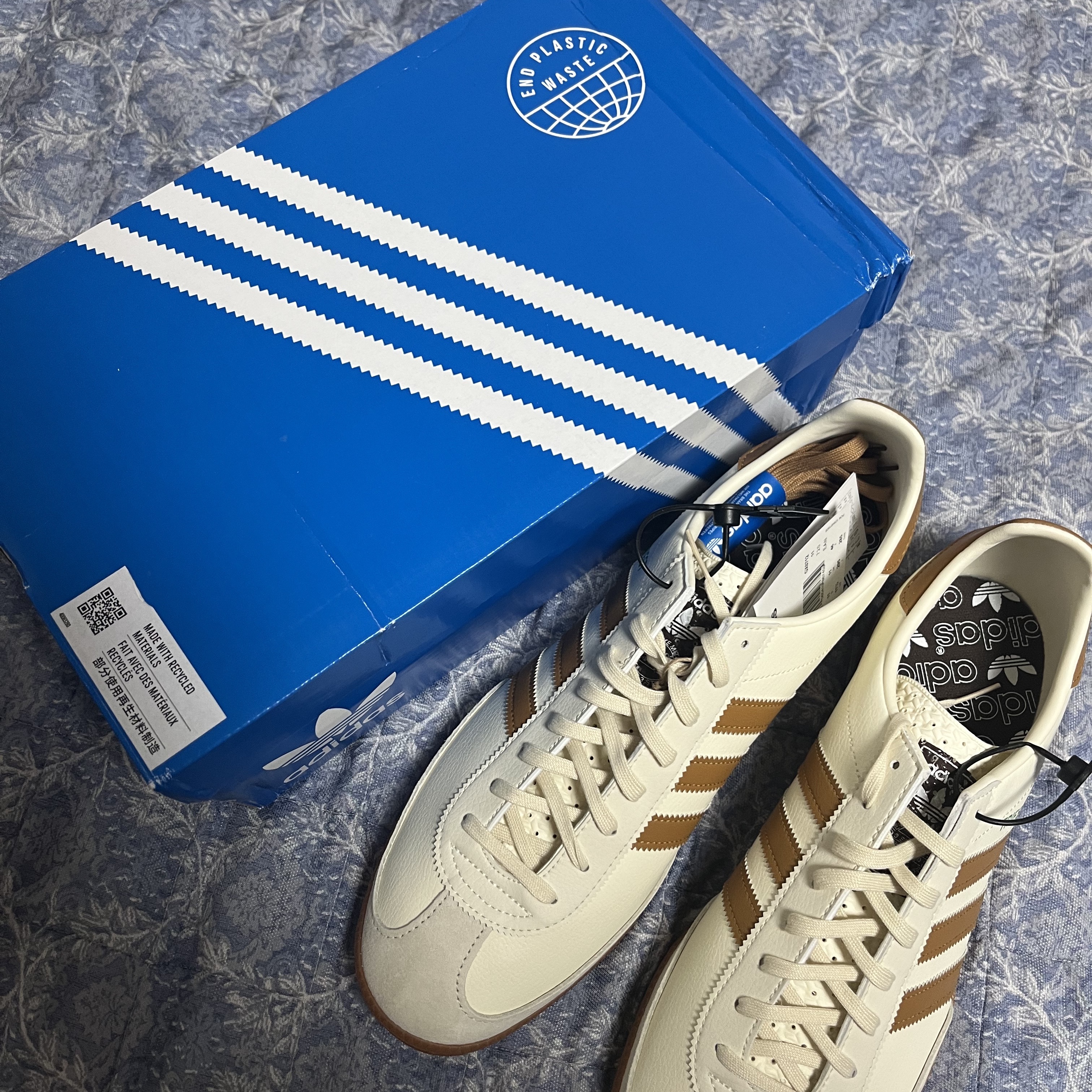 Adidas City Series Triest Cream White 착용 스타일 - 1