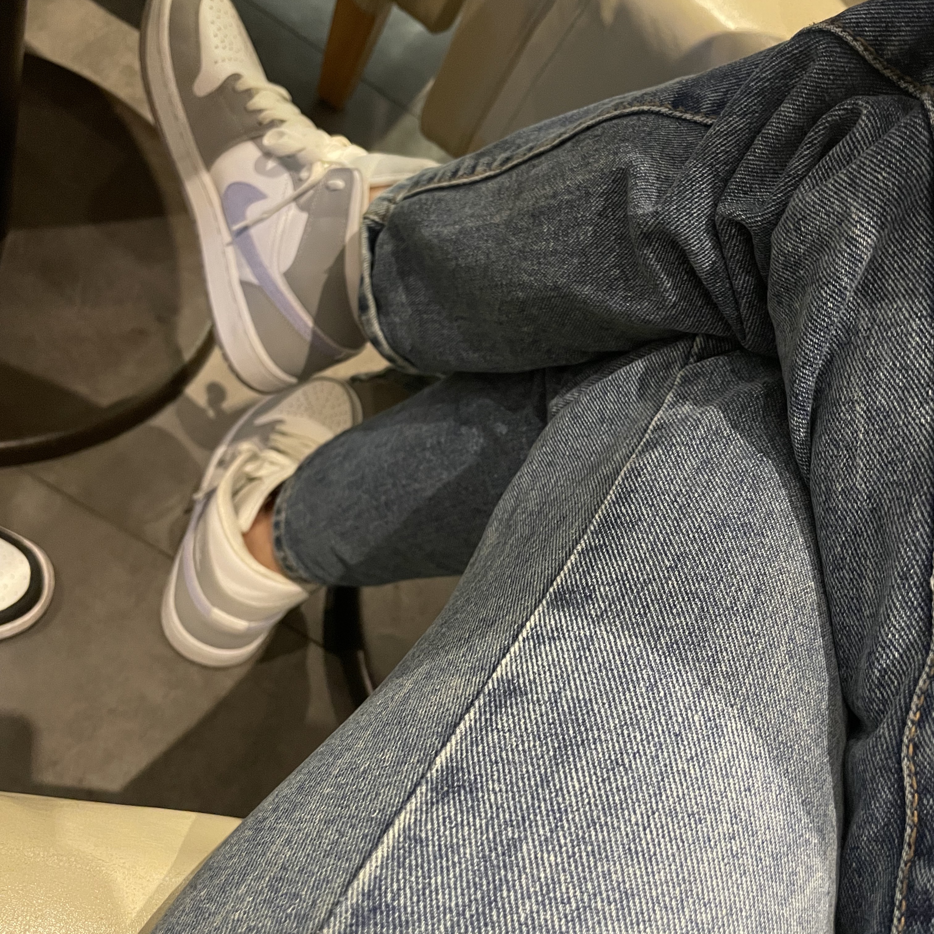 (W) Jordan 1 Mid Wolf Grey 착용 스타일