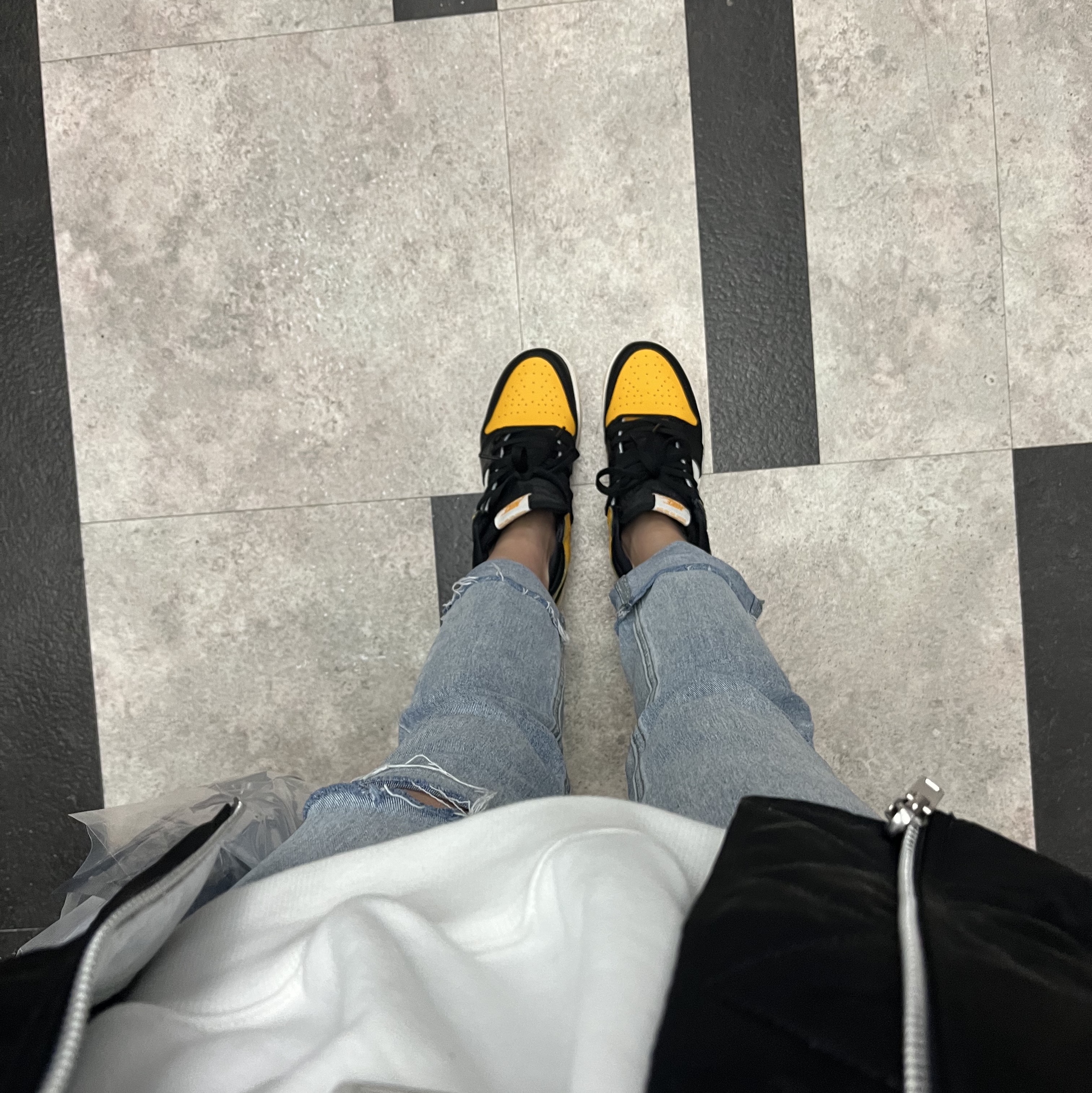 (GS) Jordan 1 Retro High OG Taxi 착용 스타일