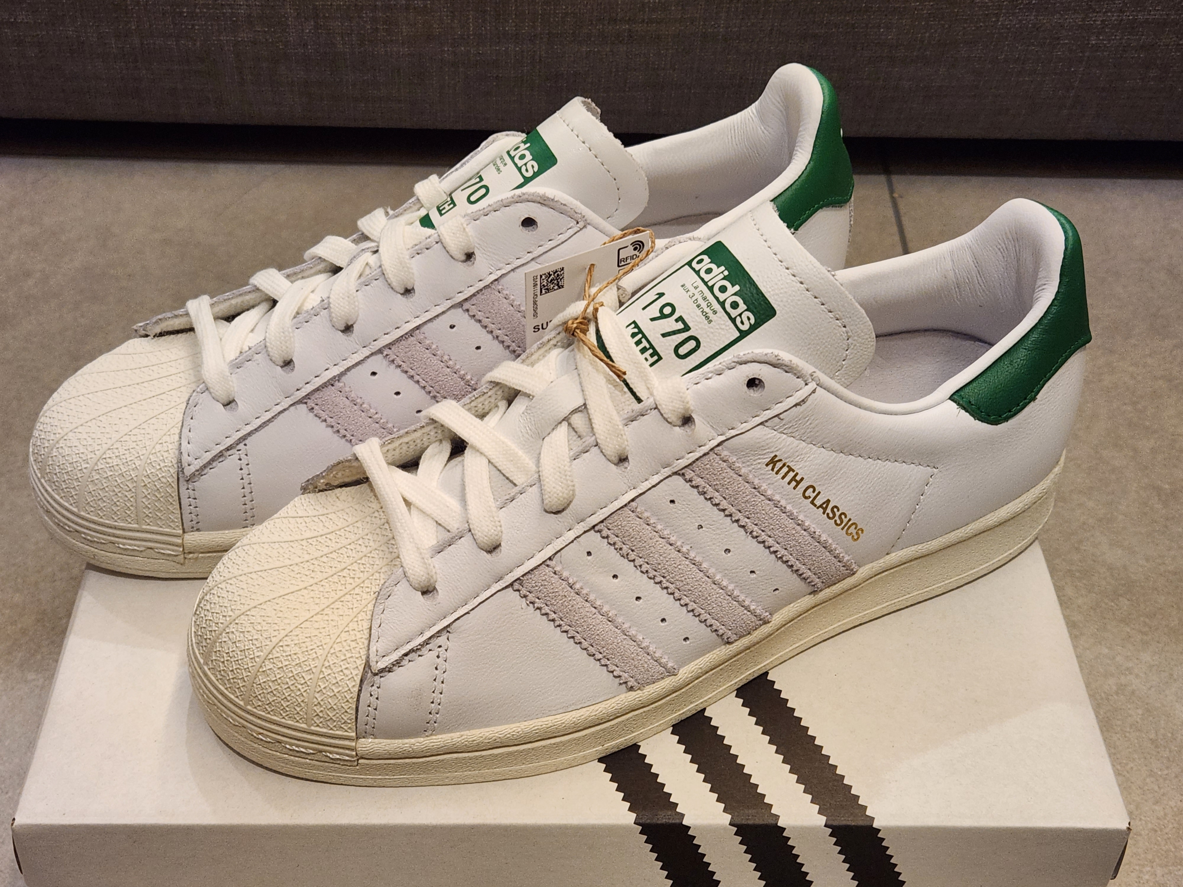 Adidas x Kith Superstar Classics White Fairway 착용 스타일