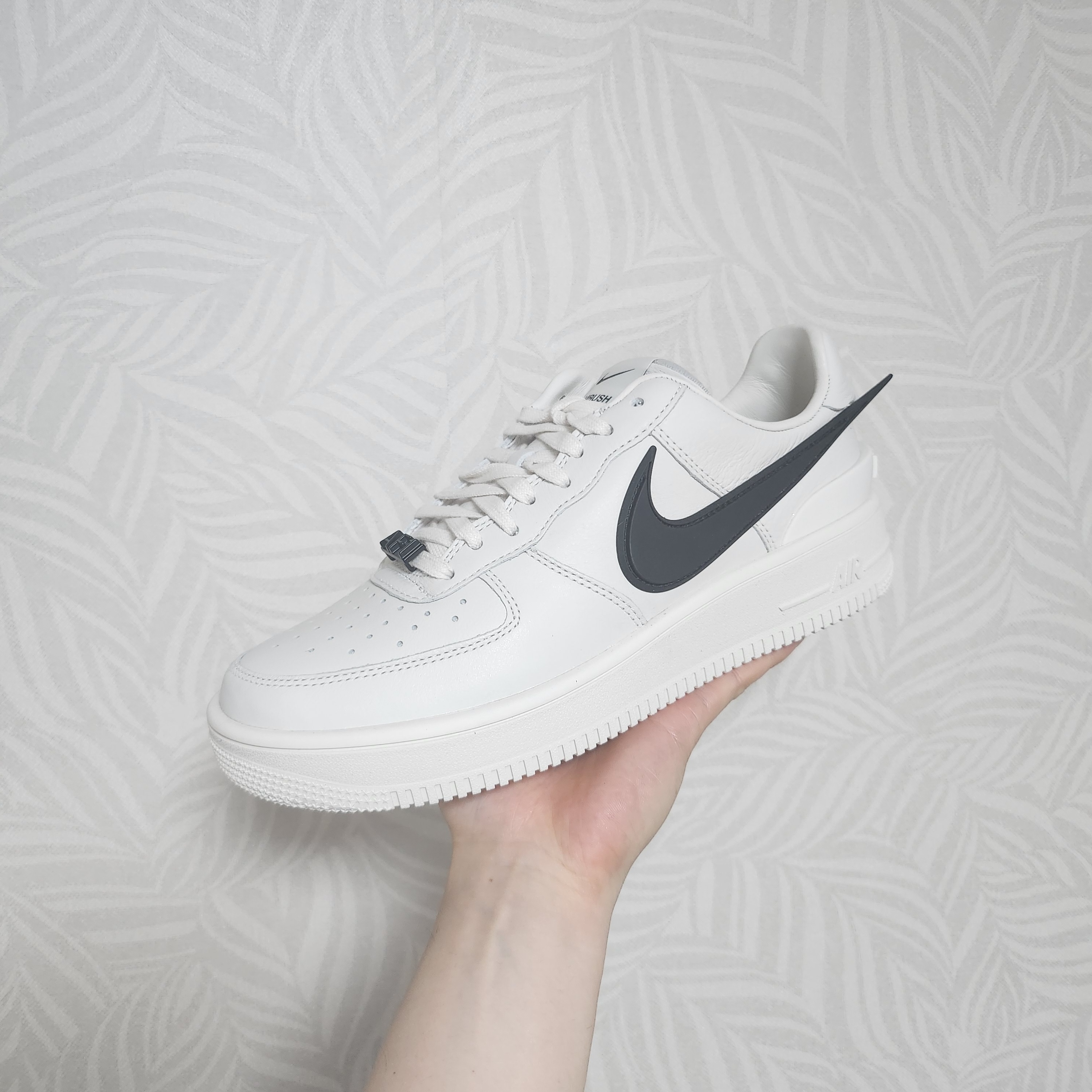 Nike x Ambush Air Force 1 Low SP Phantom 착용 스타일 - 3