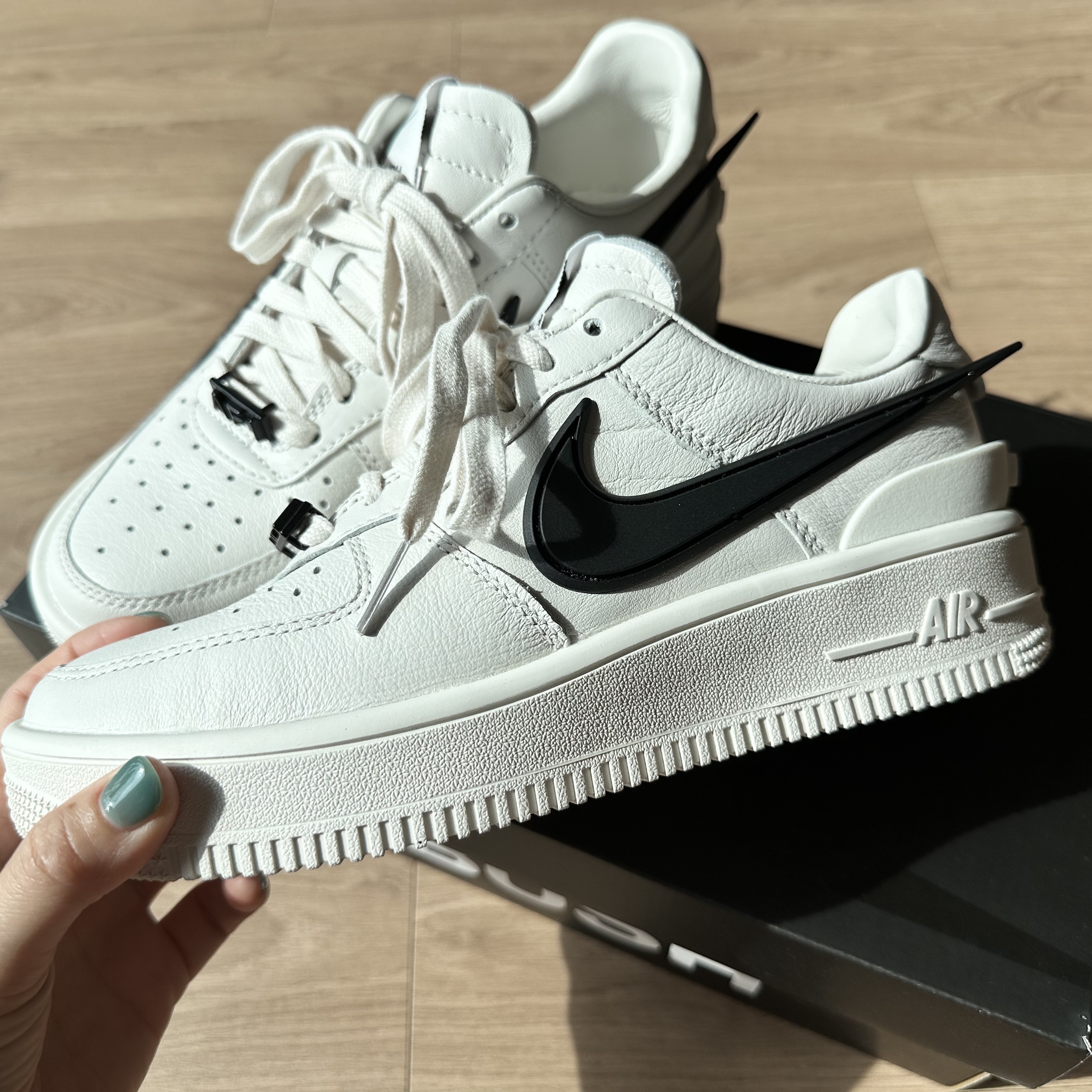 Nike x Ambush Air Force 1 Low SP Phantom 착용 스타일