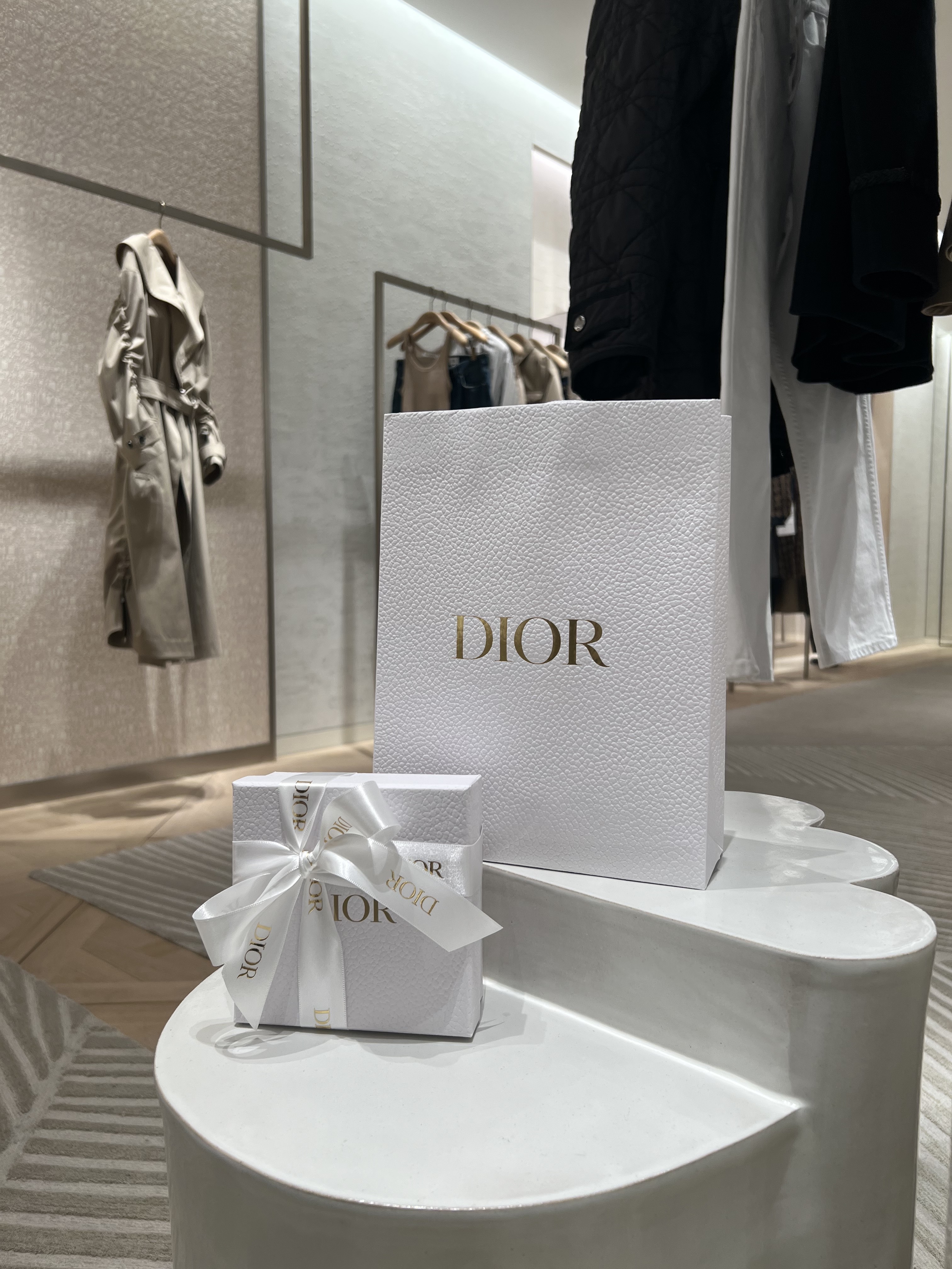 Nike Air Force 1 '07 Low White, Dior Saddle Flap Card Holder Blue Dior Oblique Jacquard 착용 스타일 - 4