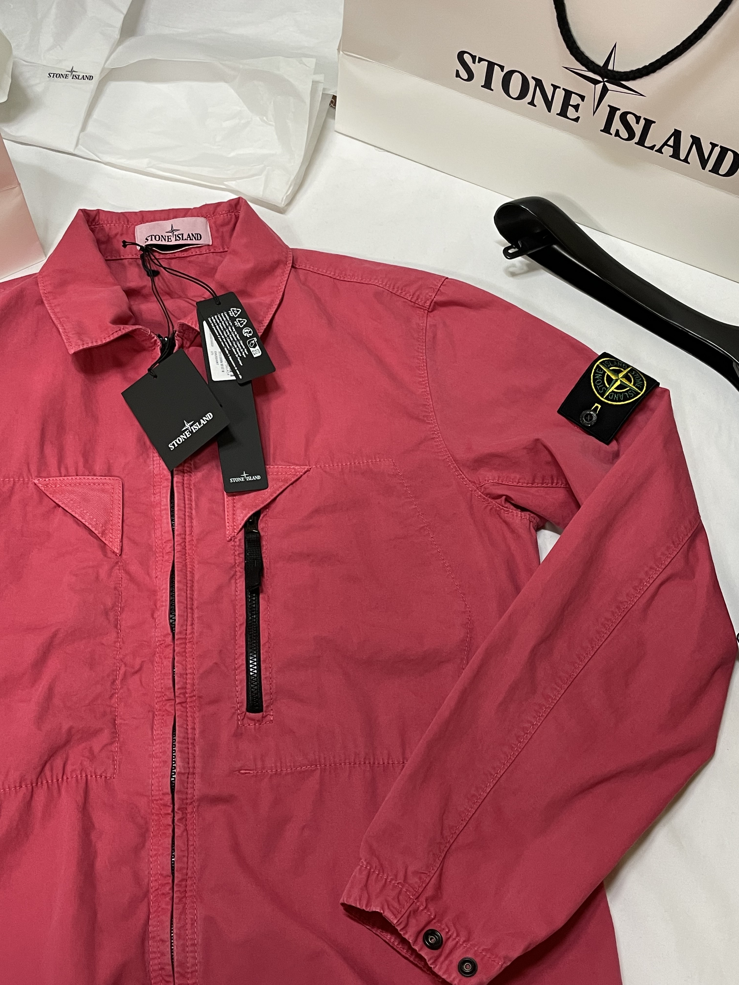 Stone Island 106WN Old Treatment Overshirt Black - 23SS, Stone Island 106WN Old Treatment Overshirt Navy Blue - 23SS 착용 스타일