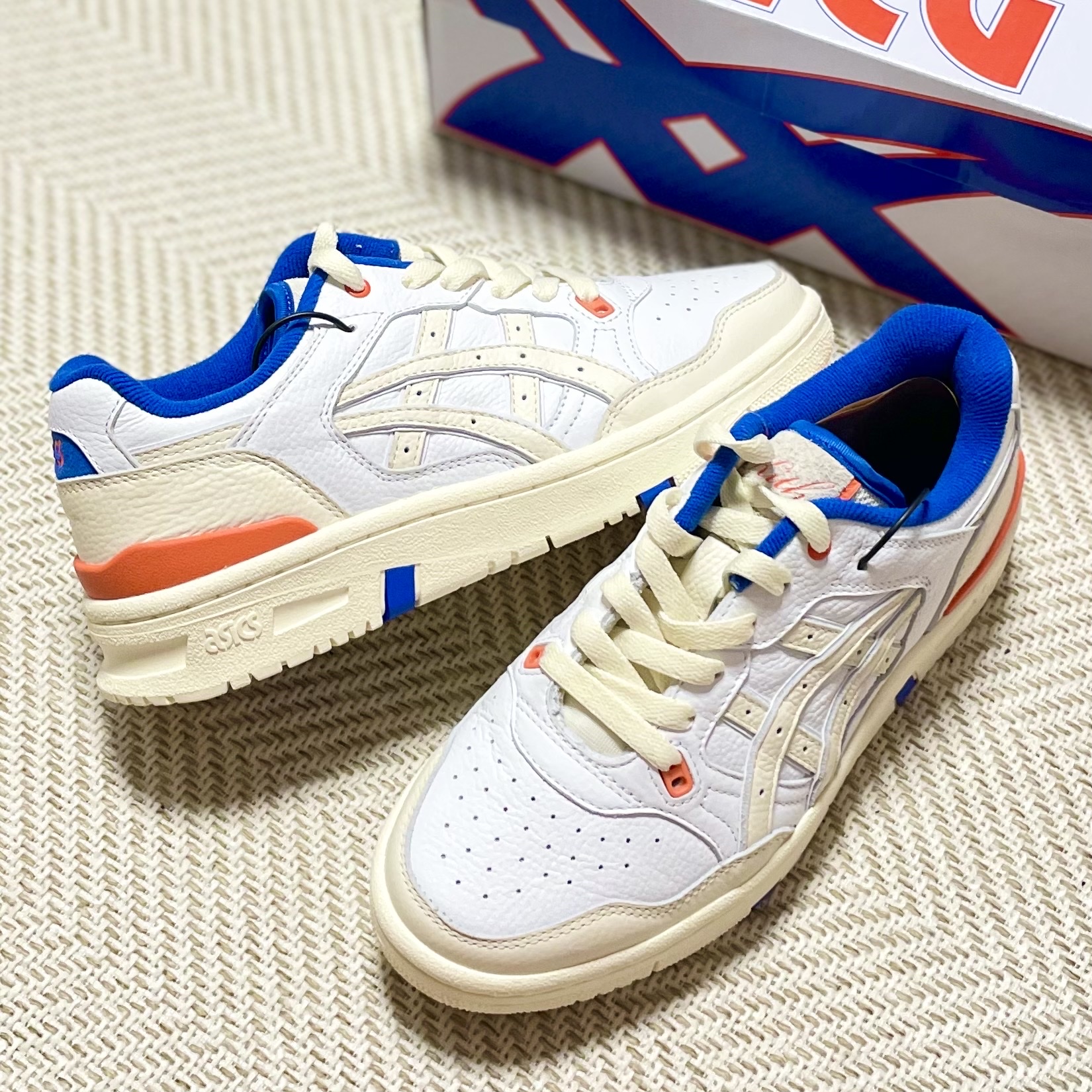 Asics x Ronnie Fieg EX89 White Sweet Corn 착용 스타일 - 2