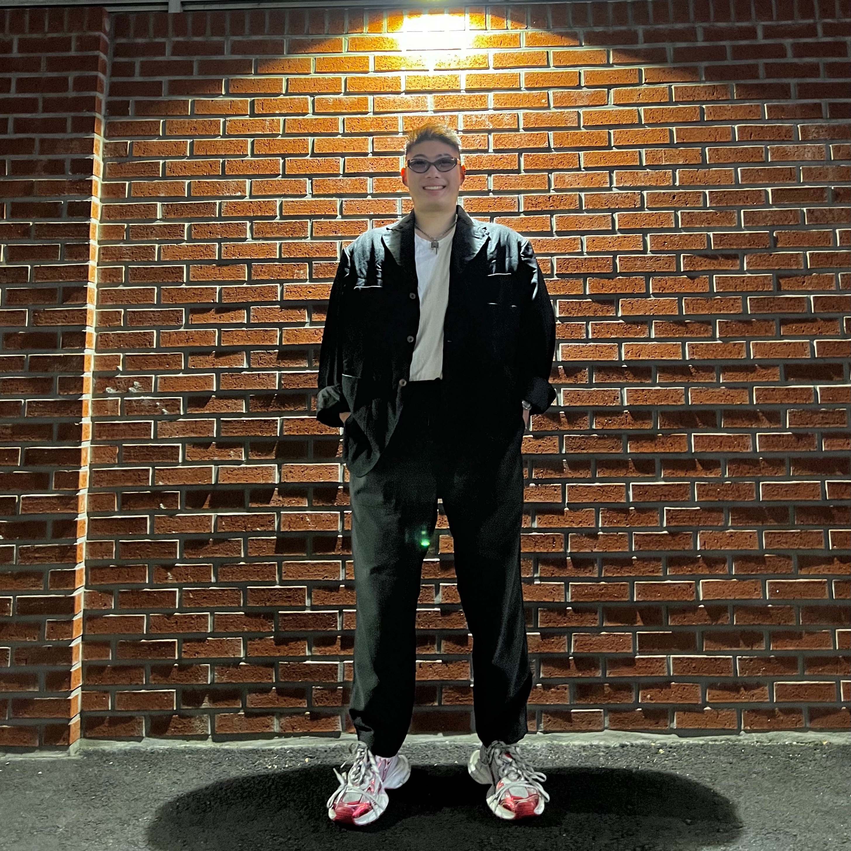 Balenciaga 3XL Sneakers White Red 착용 스타일 - 1
