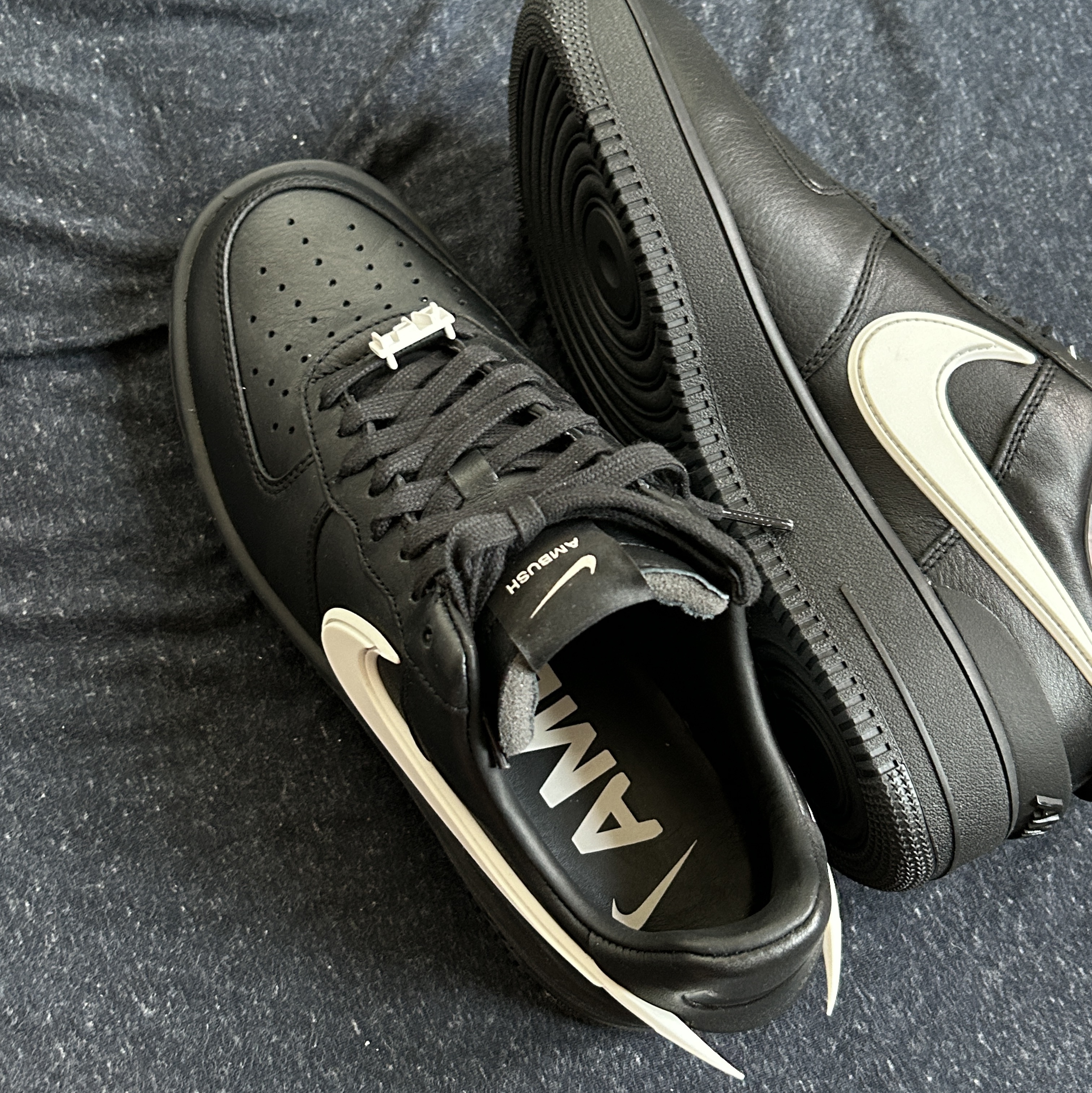 Nike x Ambush Air Force 1 Low SP Black 착용 스타일 - 1
