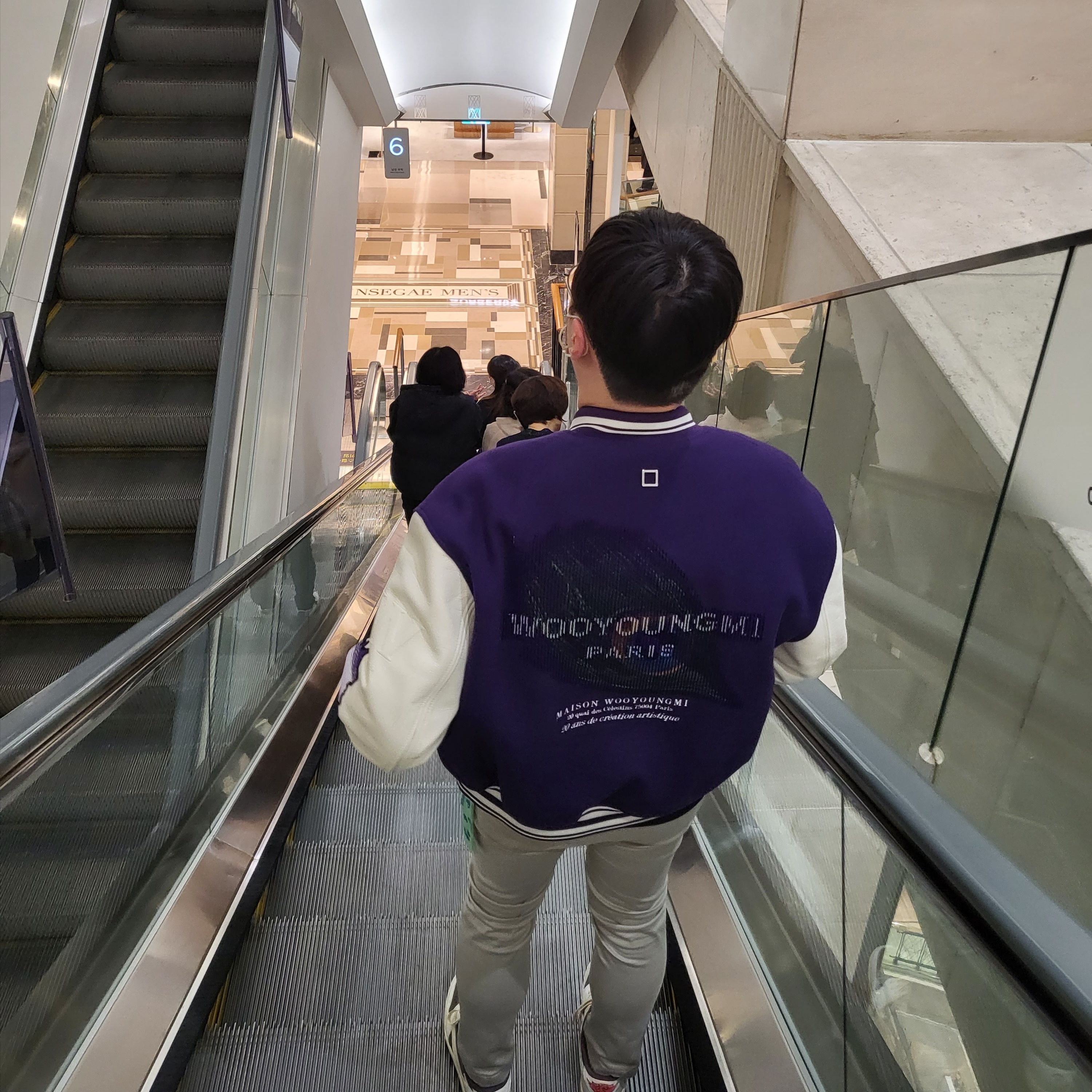 Wooyoungmi Varsity Jacket Violet - 23SS, Off-White Caravaggio Painting Over S/S T-Shirt Black 착용 스타일 - 4