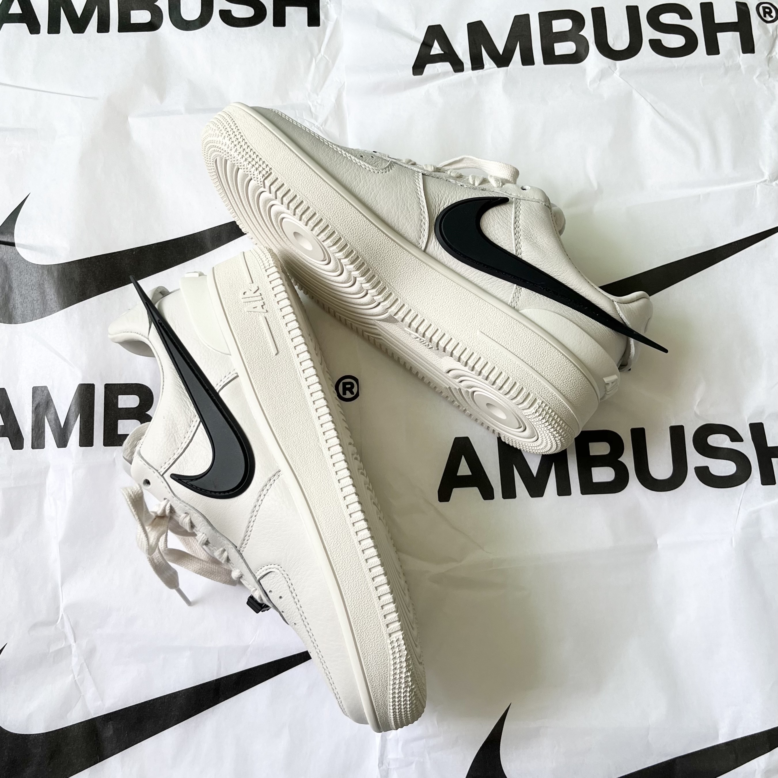 Nike x Ambush Air Force 1 Low SP Phantom 착용 스타일