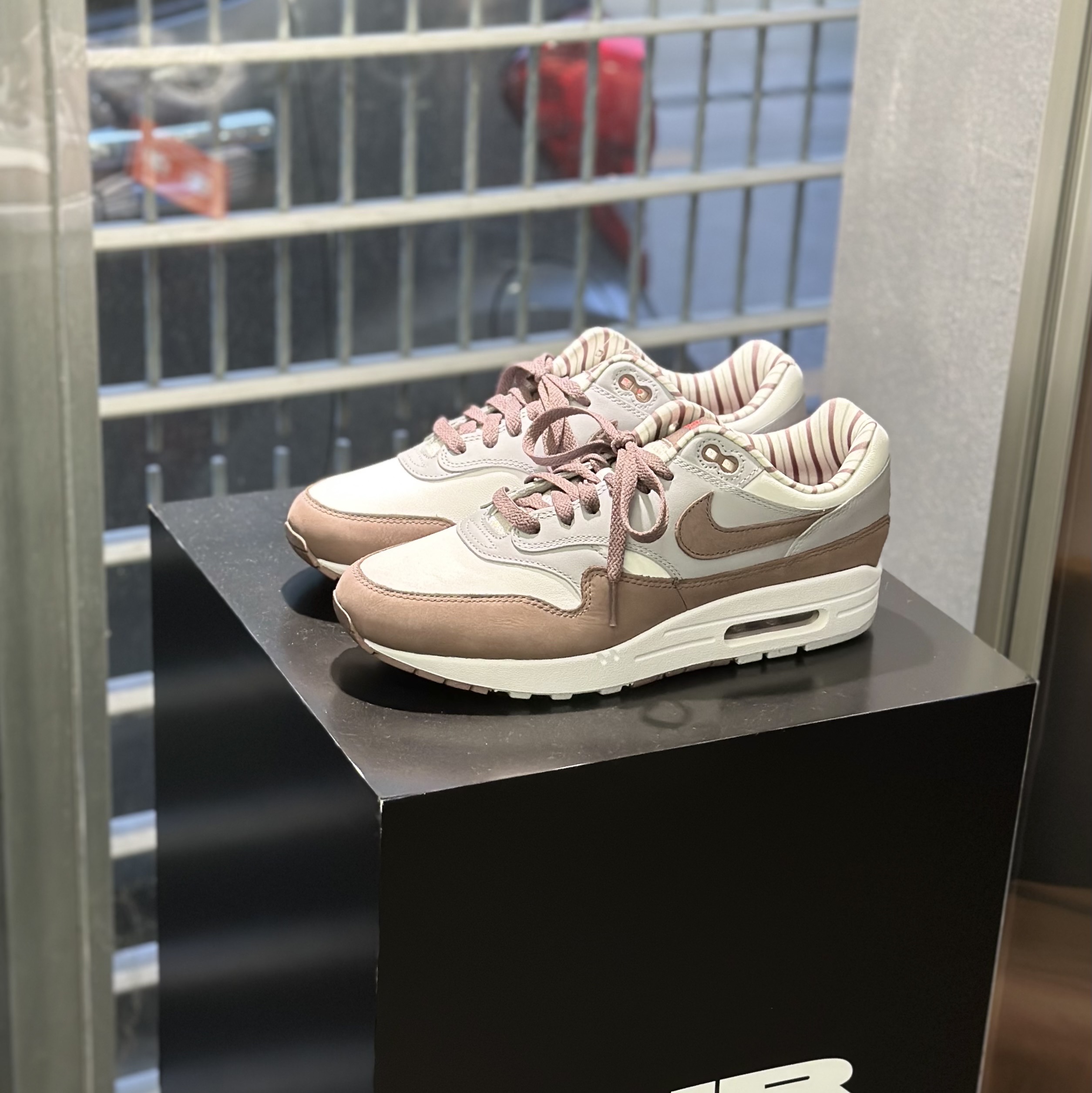 Nike Air Max 1 PRM Shima Shima 착용 스타일 - 2