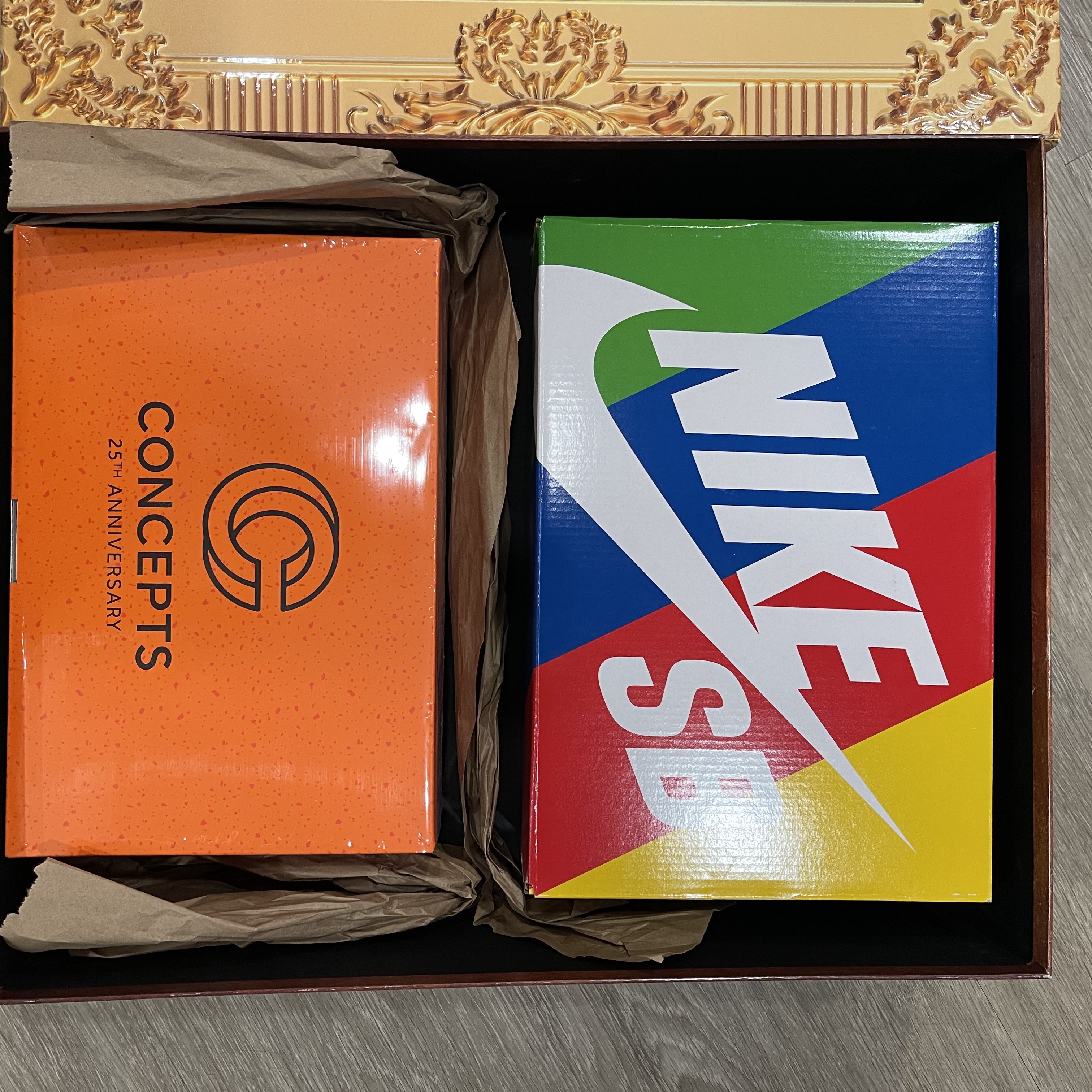 Nike x Concepts SB Dunk Low Orange Lobster (Special Box) 착용 스타일 - 3