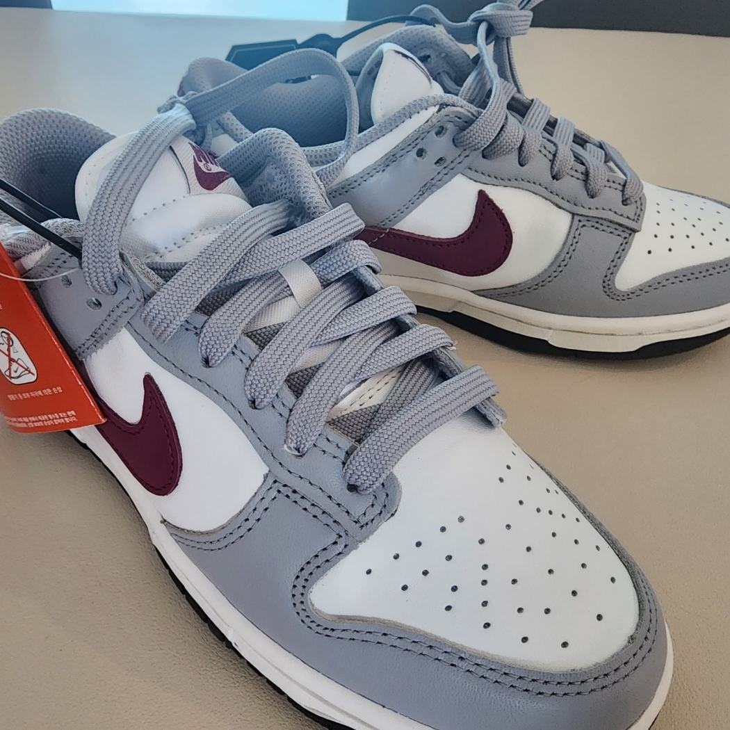 (W) Nike Dunk Low Wolf Grey Rosewood 착용 스타일