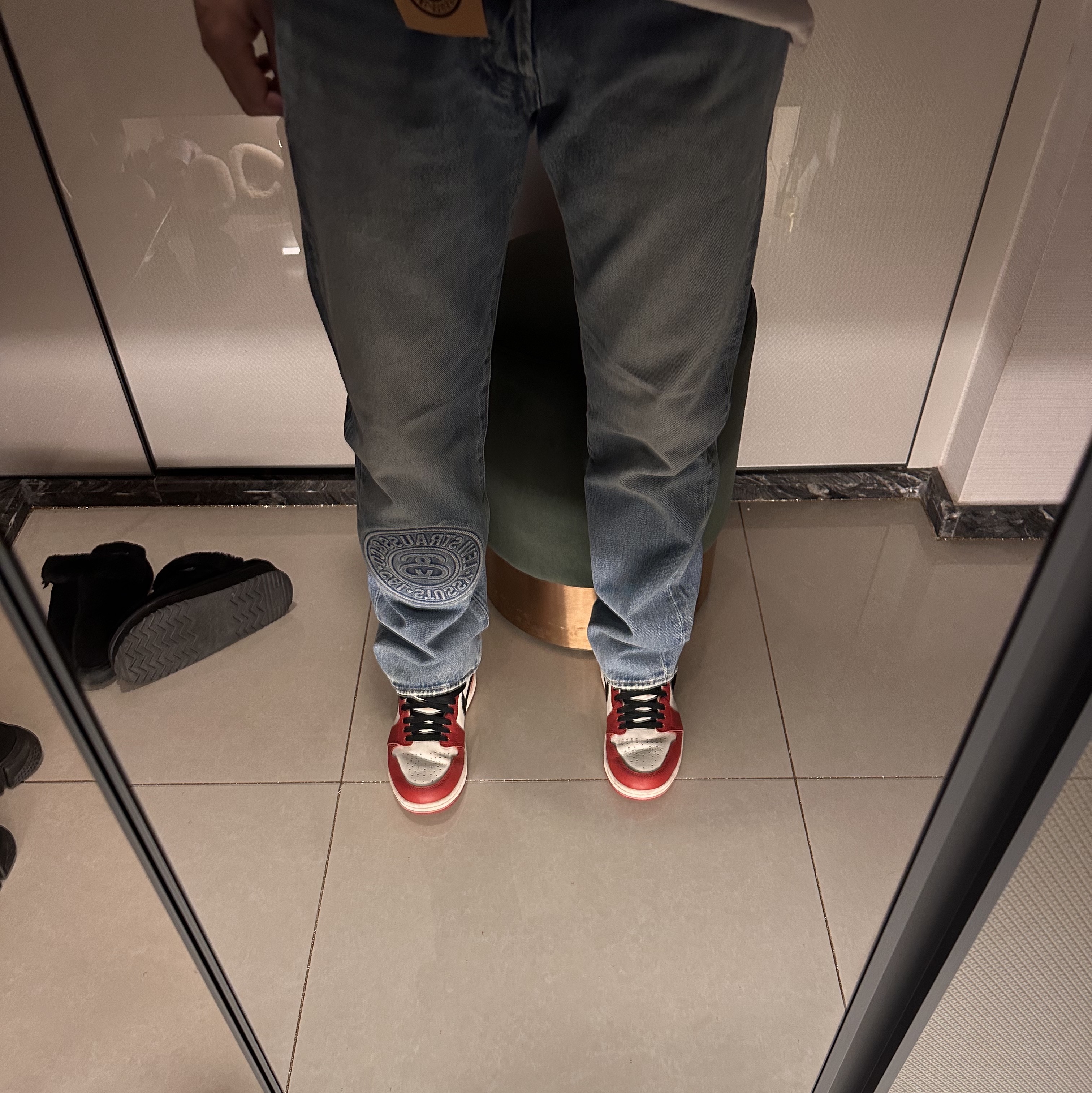 Stussy x Levi's Embossed 501 Jean Indigo 착용 스타일 - 3
