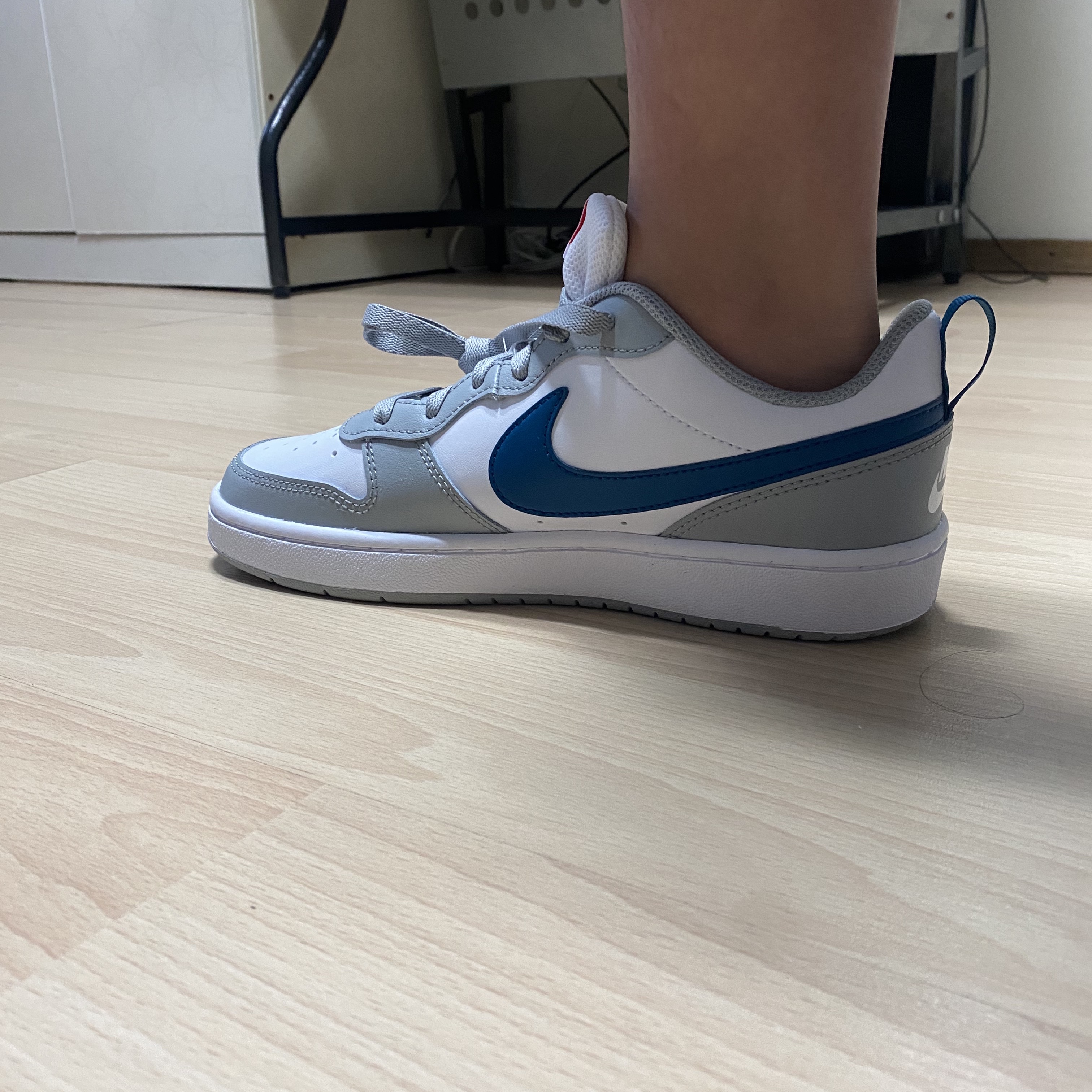 (GS) Nike Court Borough Low 2 Light Smoke Grey 착용 스타일