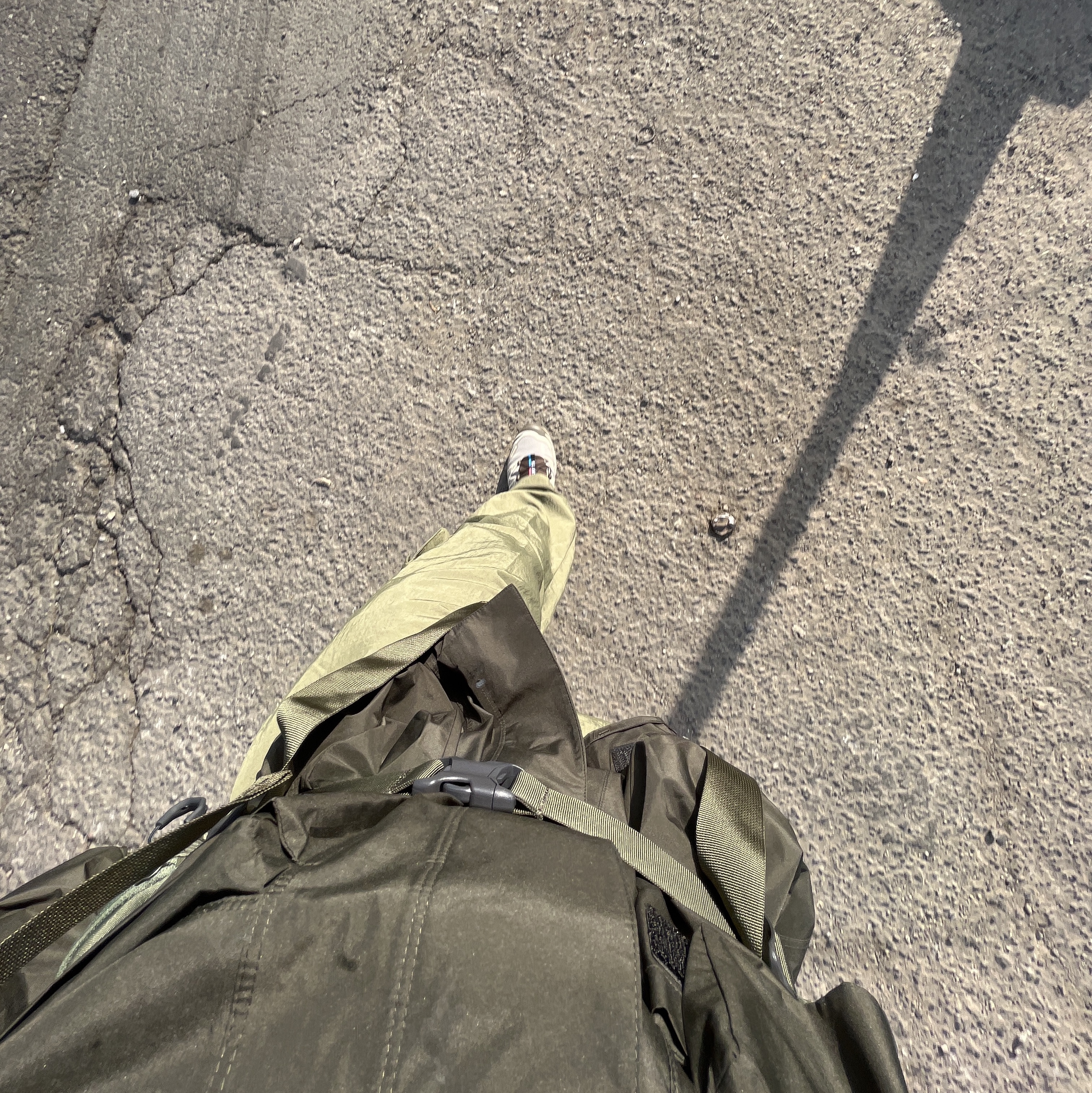 Salomon XT-6 Gore-Tex Vintage Khaki 착용 스타일 - 2