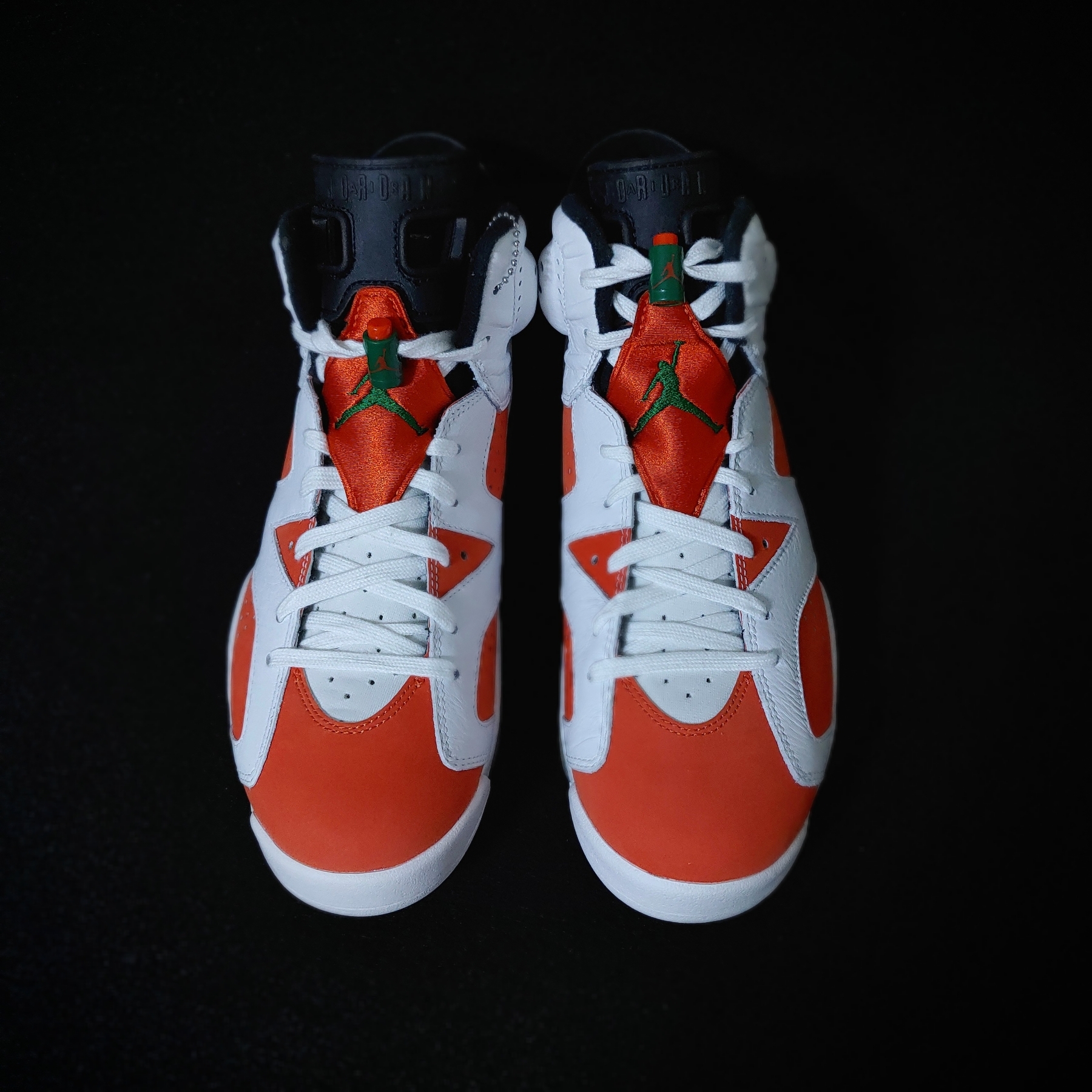 Jordan 6 Retro Gatorade Like Mike White 착용 스타일 - 1