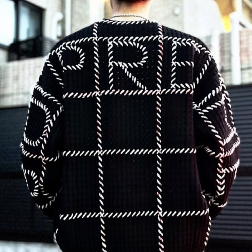 Supreme Quilt Stitch Sweater Black - 23SS 착용 스타일 - 2