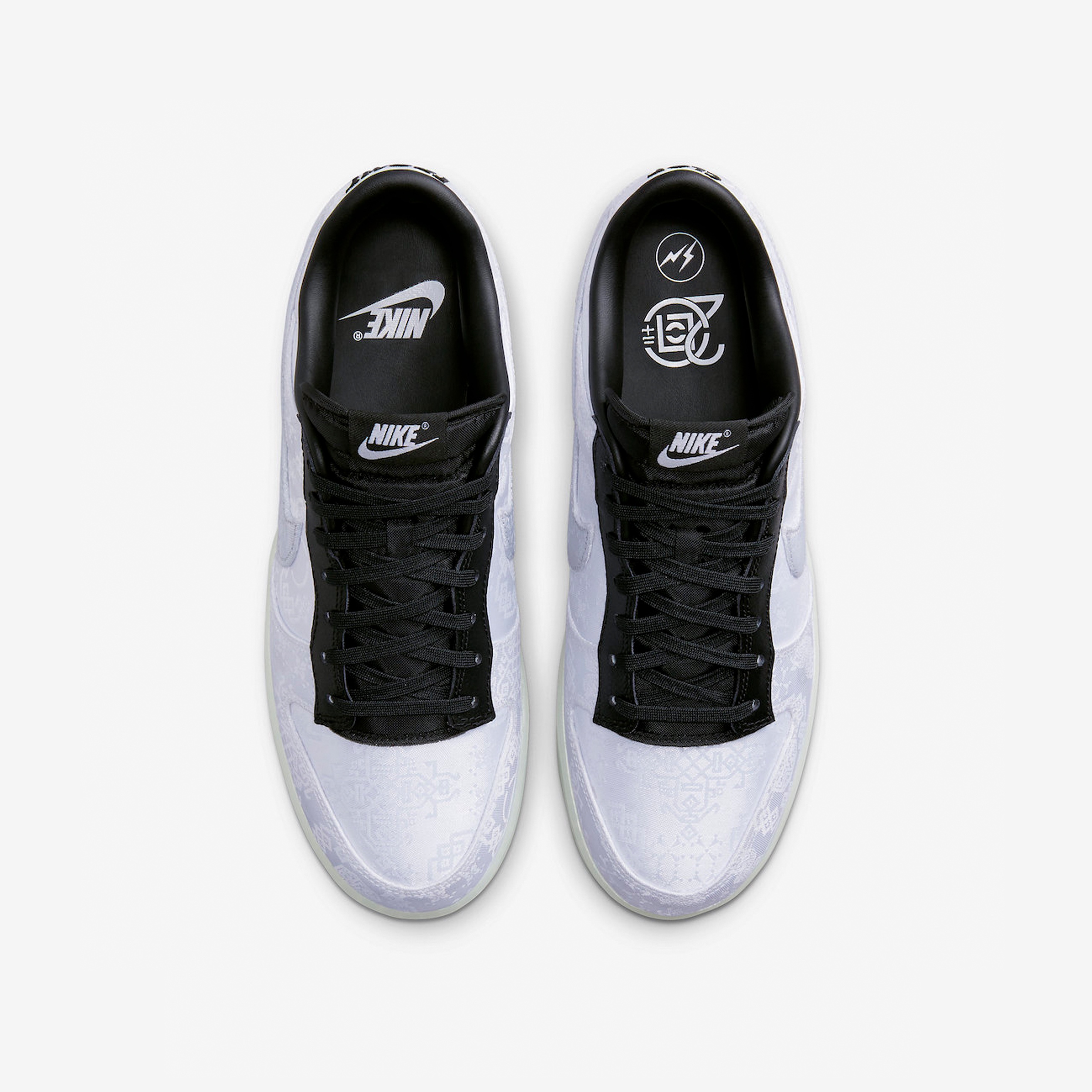 Nike x Clot x Fragment Dunk Low Black and White 착용 스타일 - 4