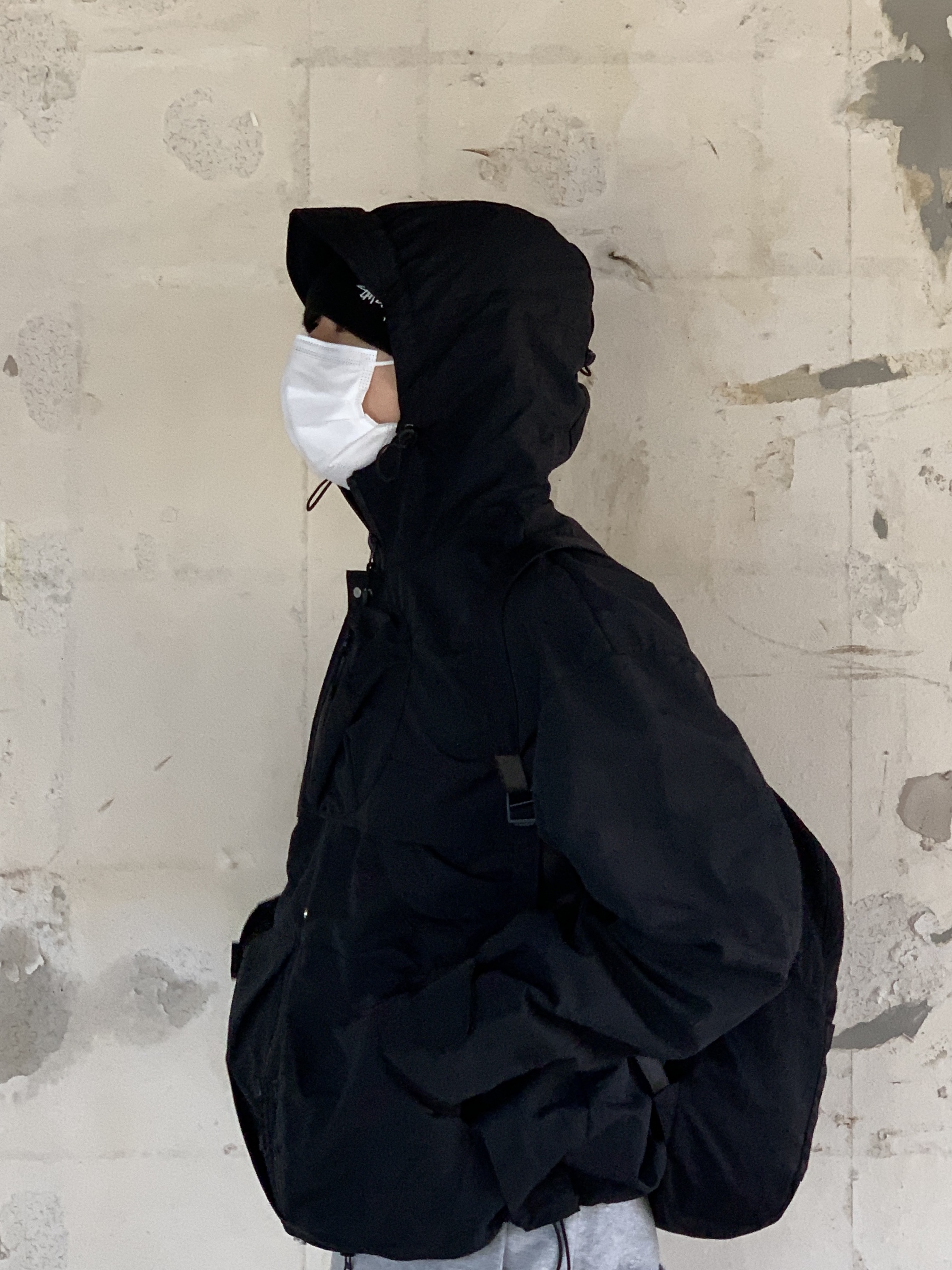 Balenciaga Defender Sneakers Black, Stussy Basic Skullcap Beanie Black 착용 스타일 - 2