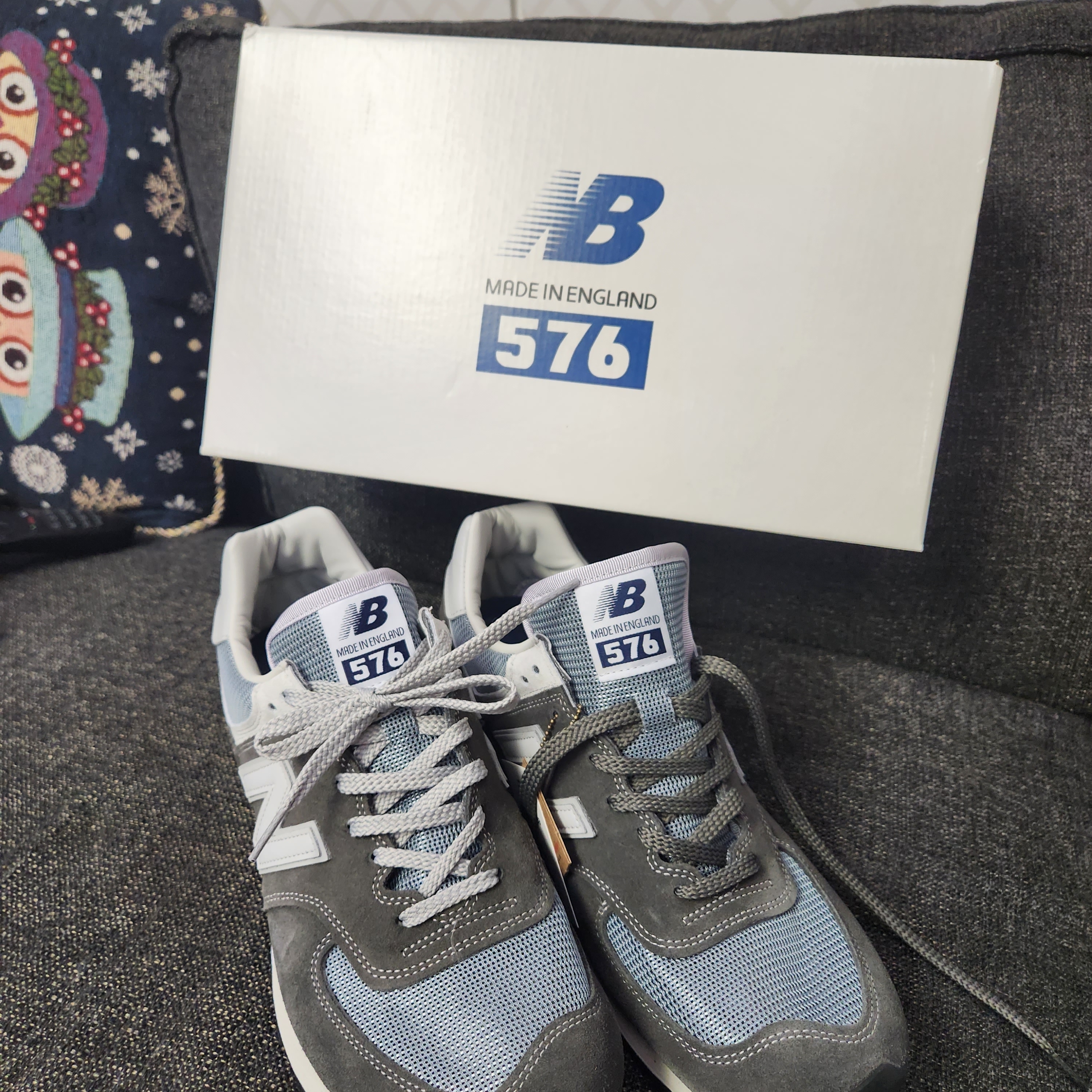 New Balance 576 Made in UK Grey 착용 스타일 - 2