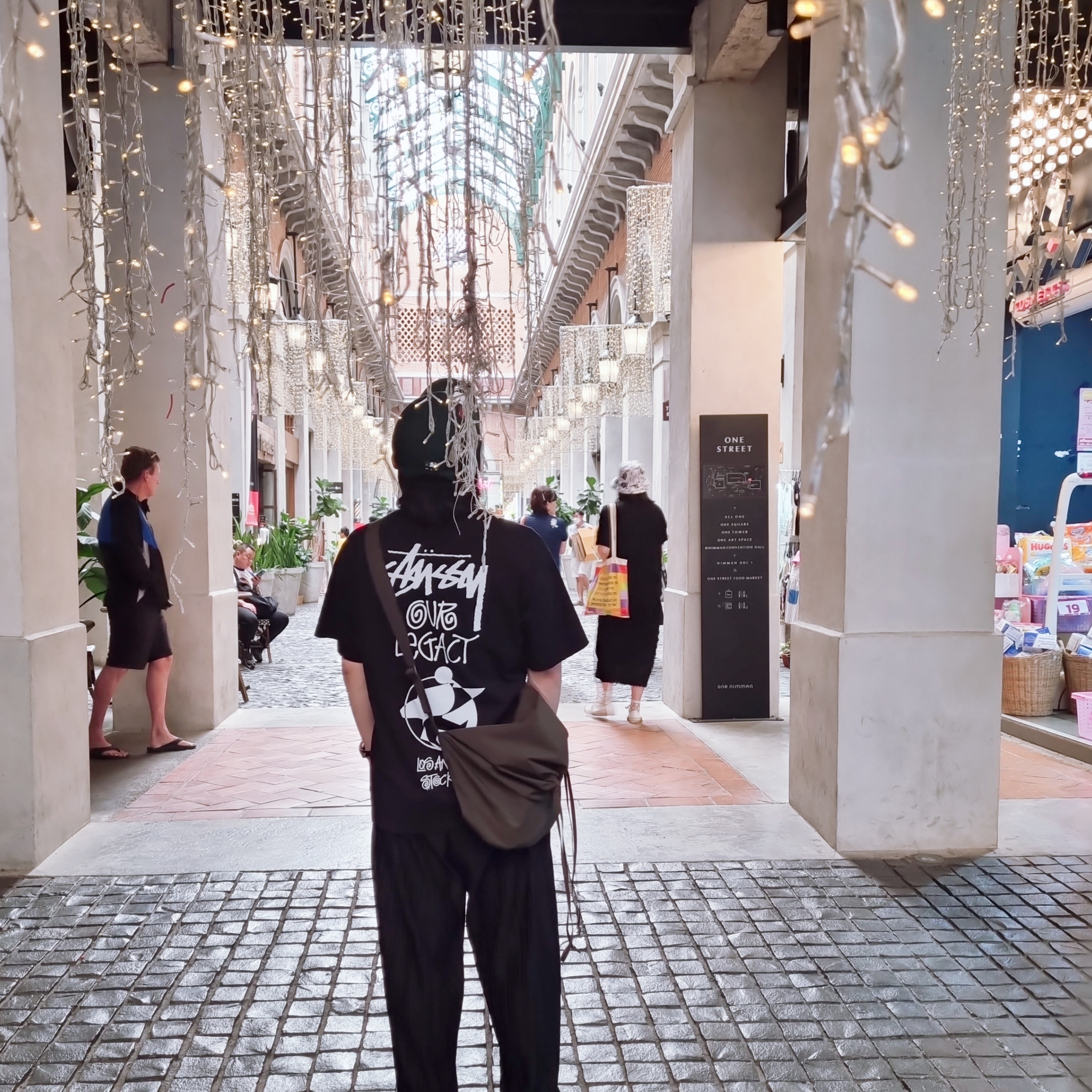Stussy x Our Legacy Surfman 2 Pigment Dyed T-Shirt Black 착용 스타일 - 2