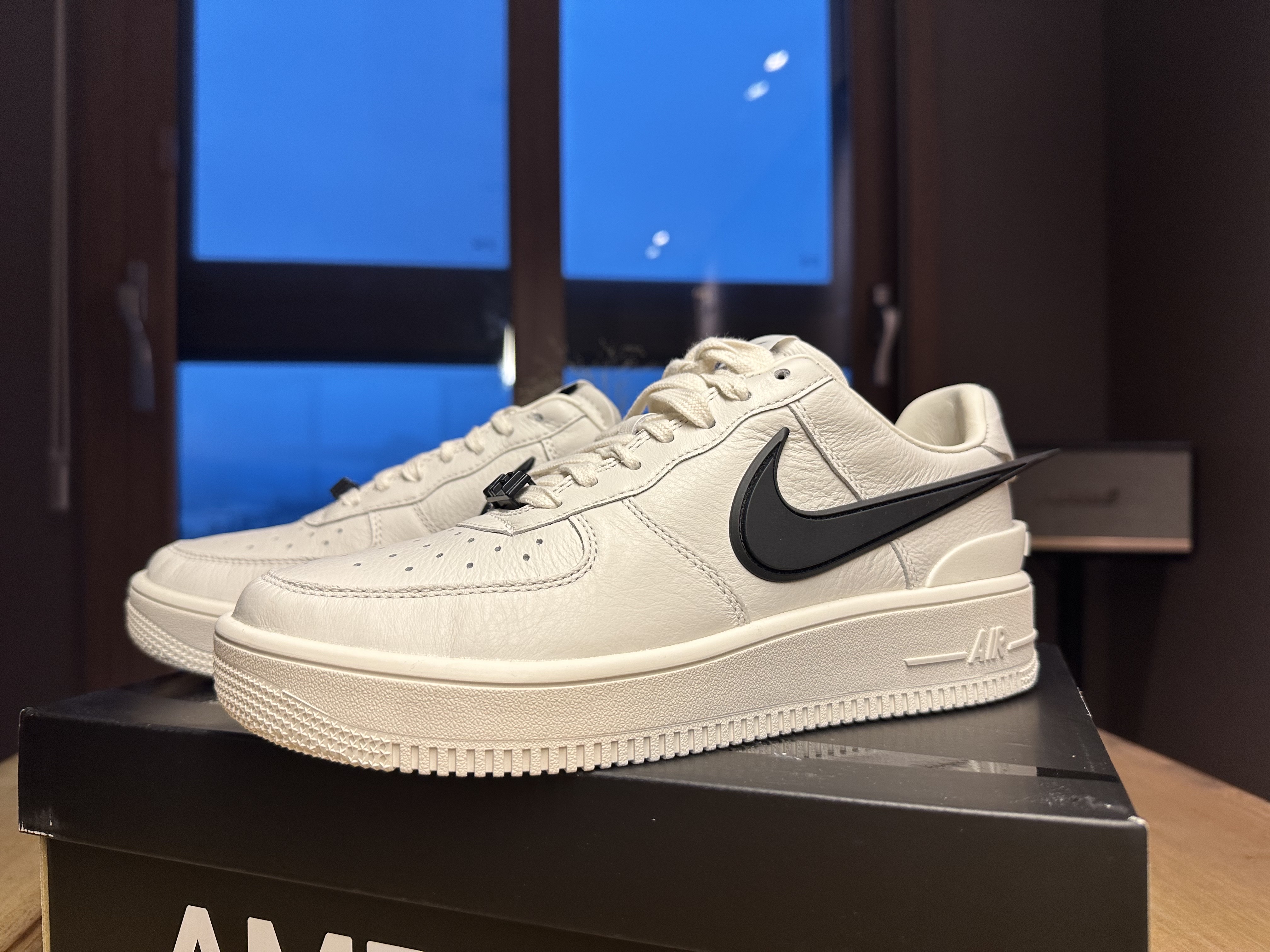 Nike x Ambush Air Force 1 Low SP Phantom 착용 스타일 - 3