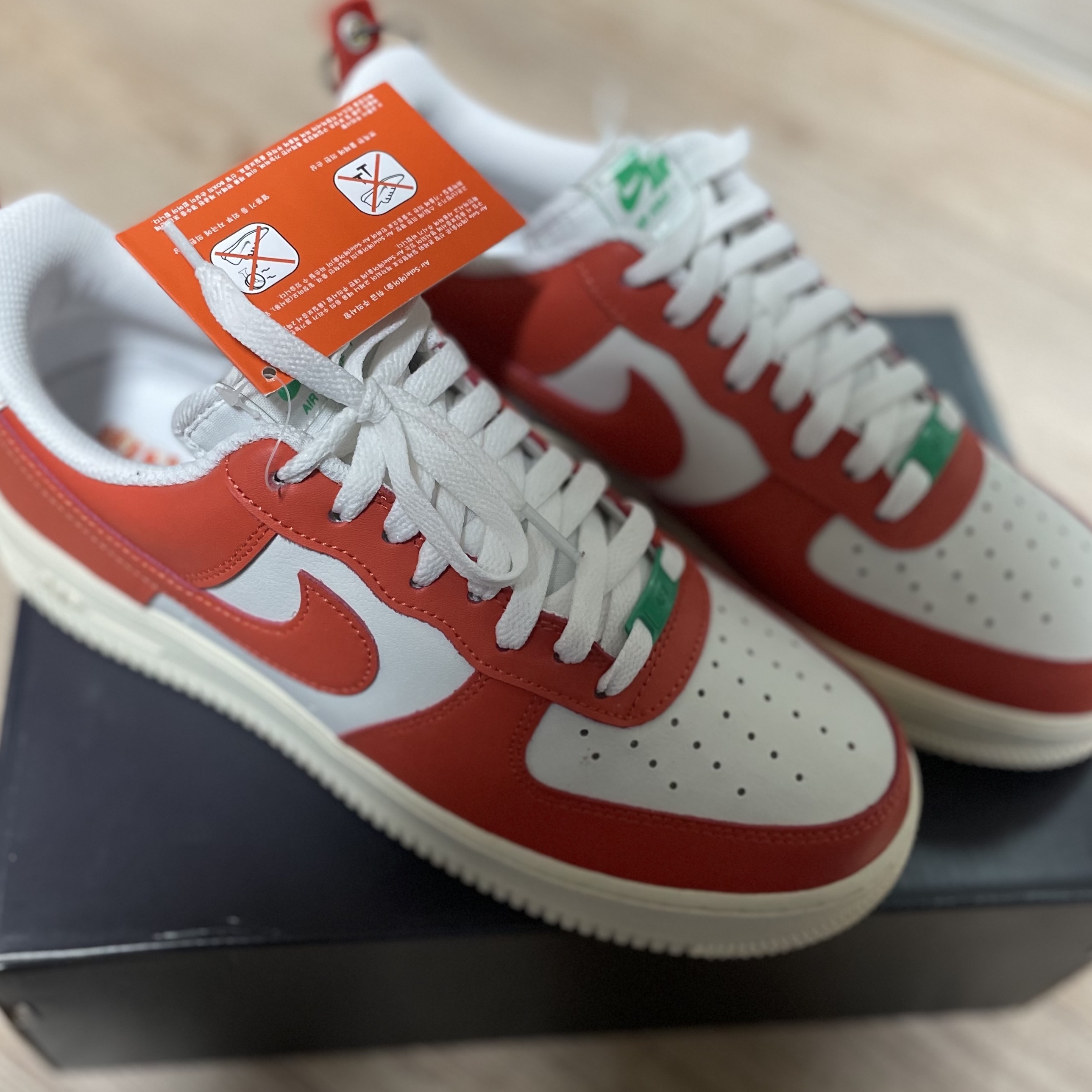 Nike Air Force 1 '07 LV8 Pojangmacha 착용 스타일 - 2