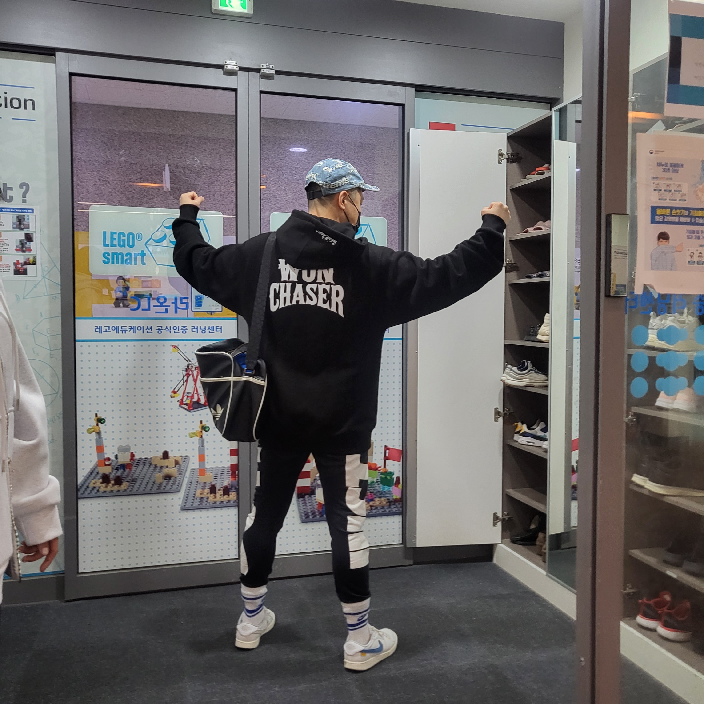 Supreme Frayed Logos Denim Camp Cap Blue - 21SS, Jordan 1 x Union KO Low White 착용 스타일
