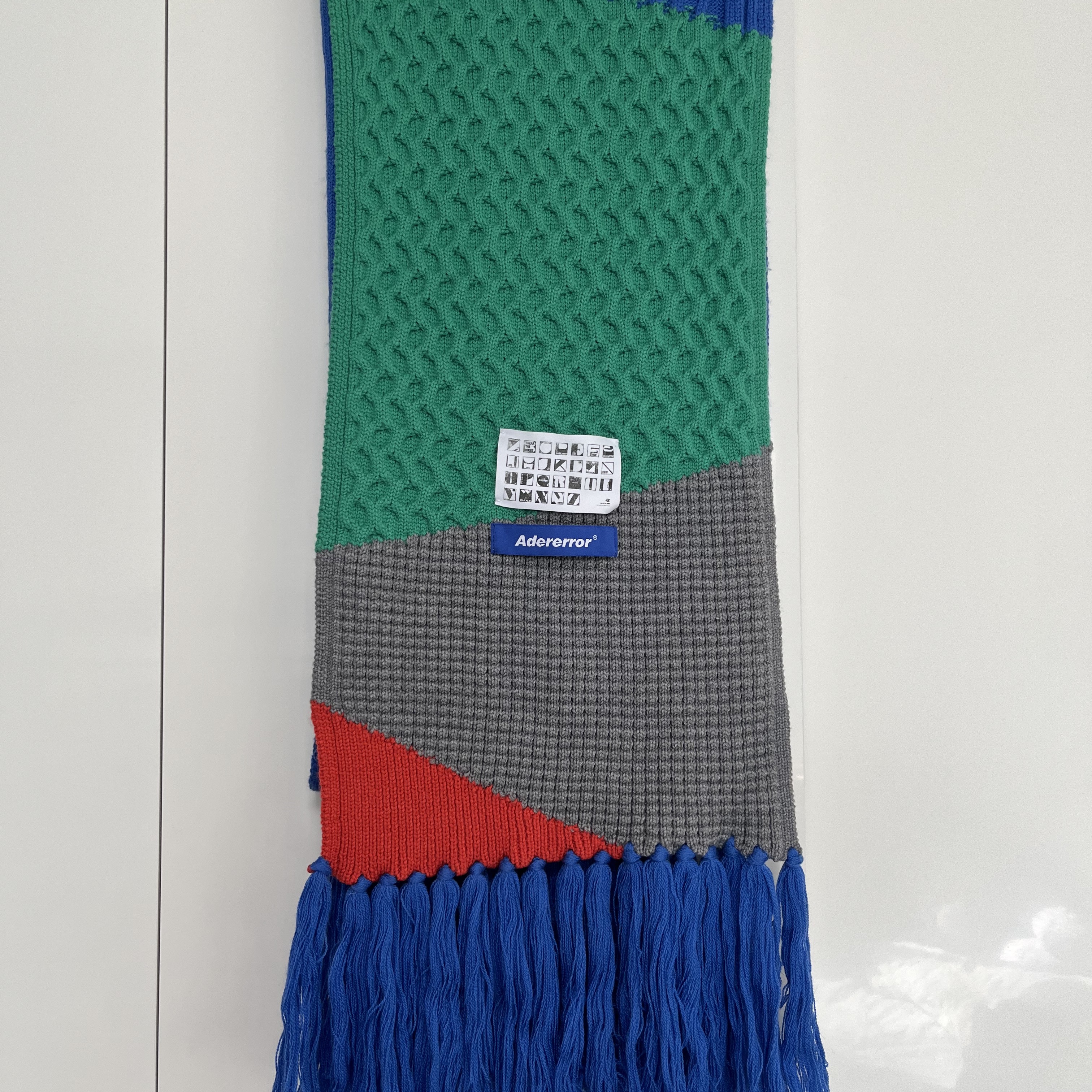 Ader Error x Zara Scarf Blue 착용 스타일 - 1