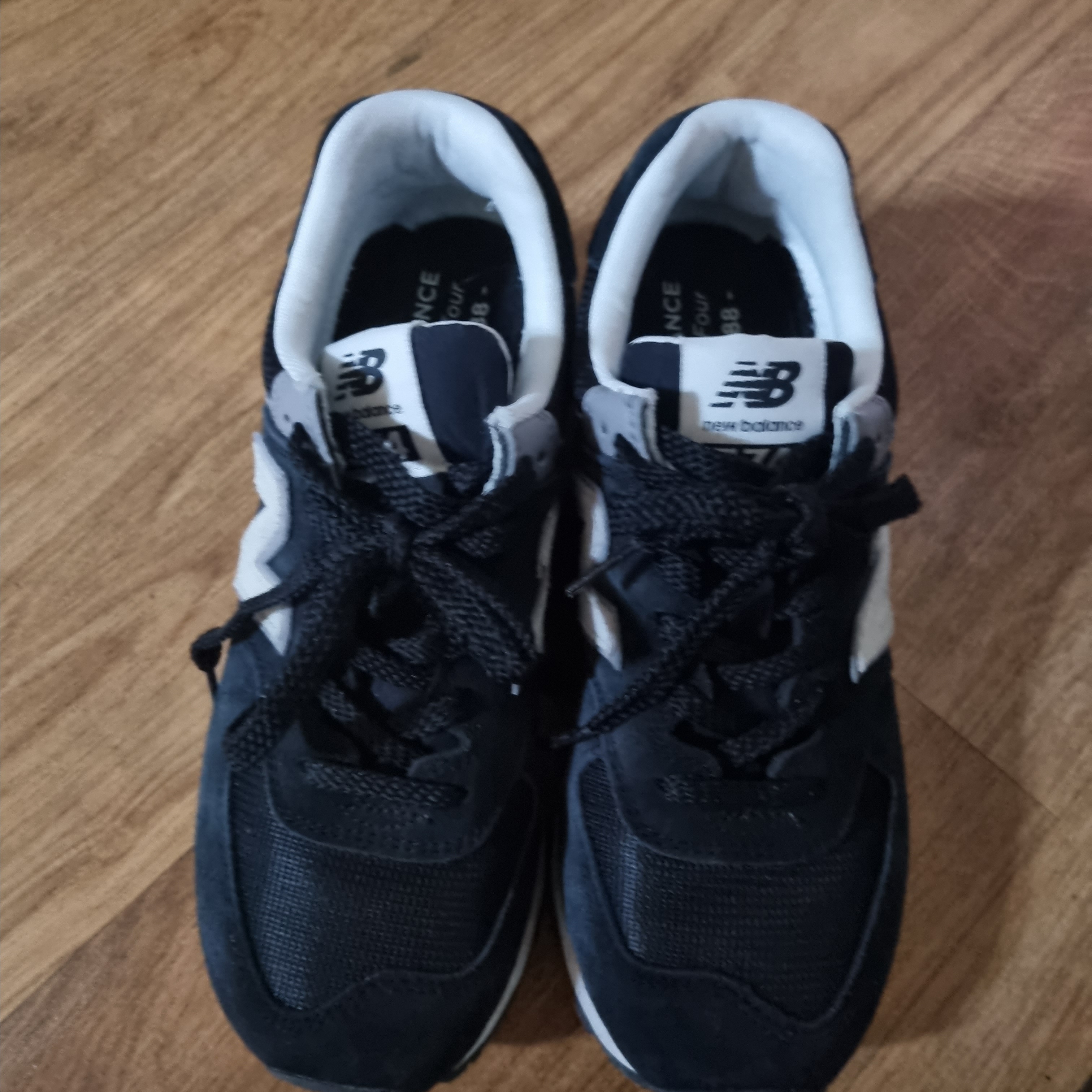 New Balance 574 Classics Reimagined Black 착용 스타일