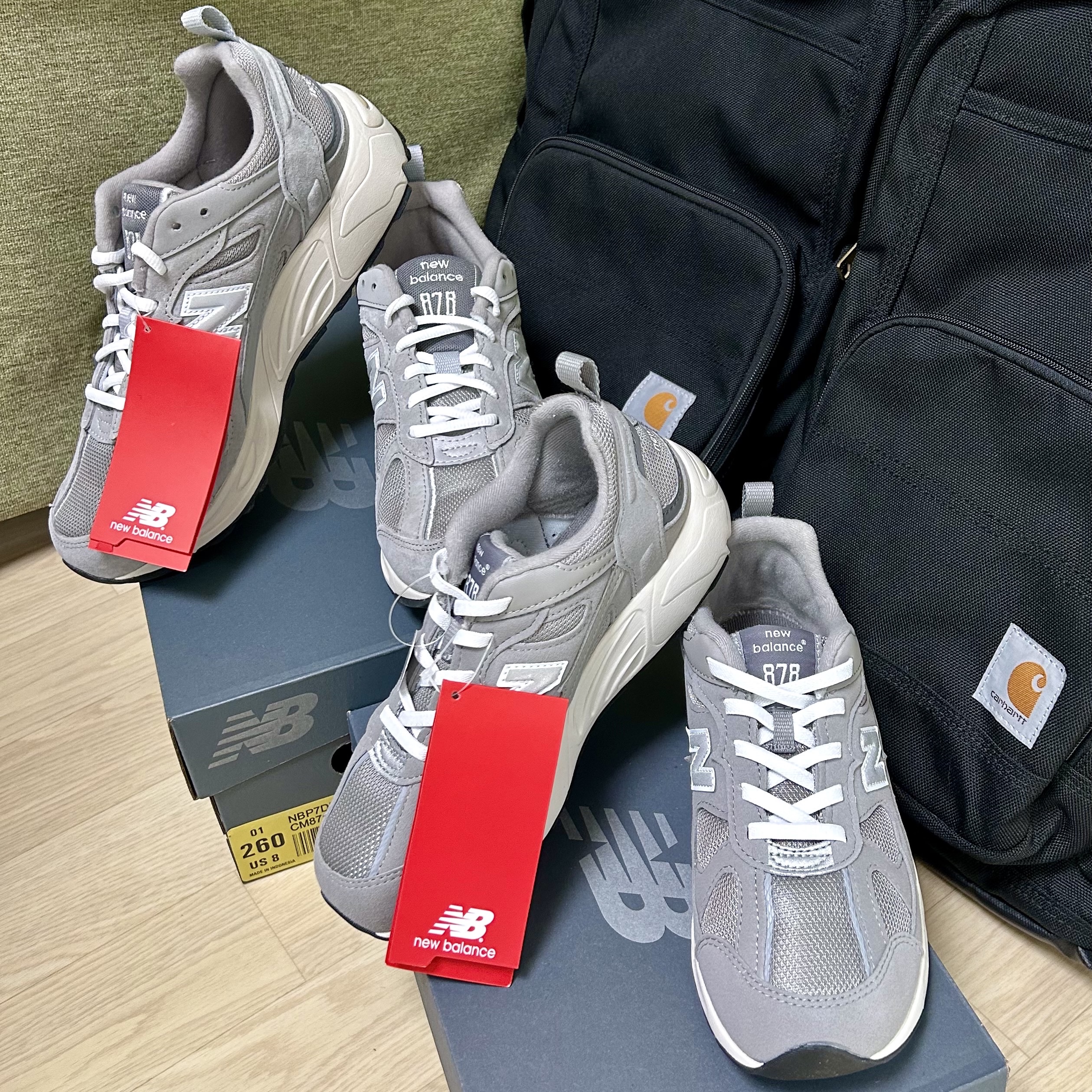 New Balance 878 Gray 착용 스타일