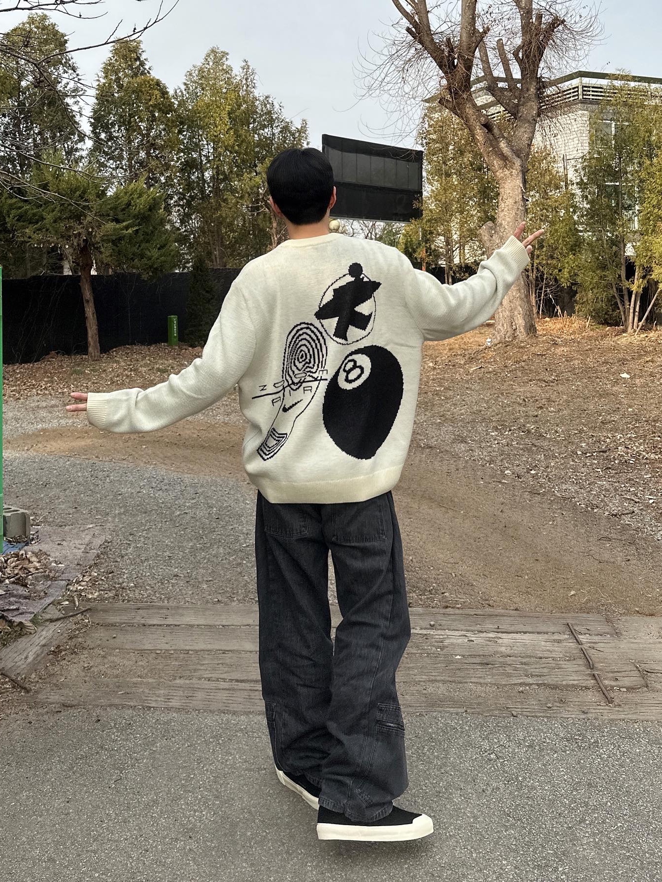 Nike x Stussy NRG LS Knit Sweater Fossil (DR2894-238), Nike x Stussy NRG LS Knit Sweater Fossil (DR2893-238) 착용 스타일 - 3