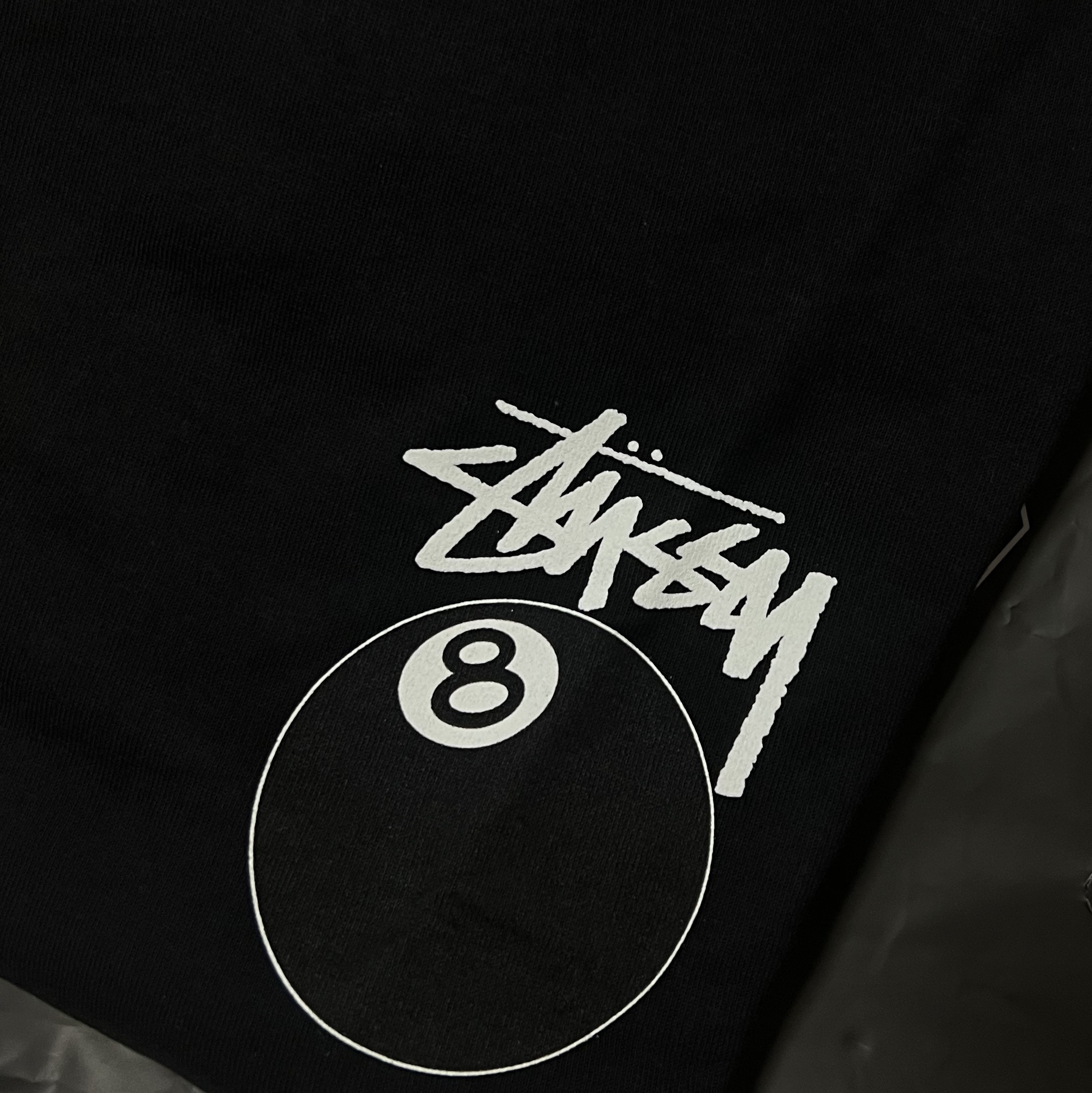 Stussy 8 Ball T-Shirt Black - 22SS 착용 스타일