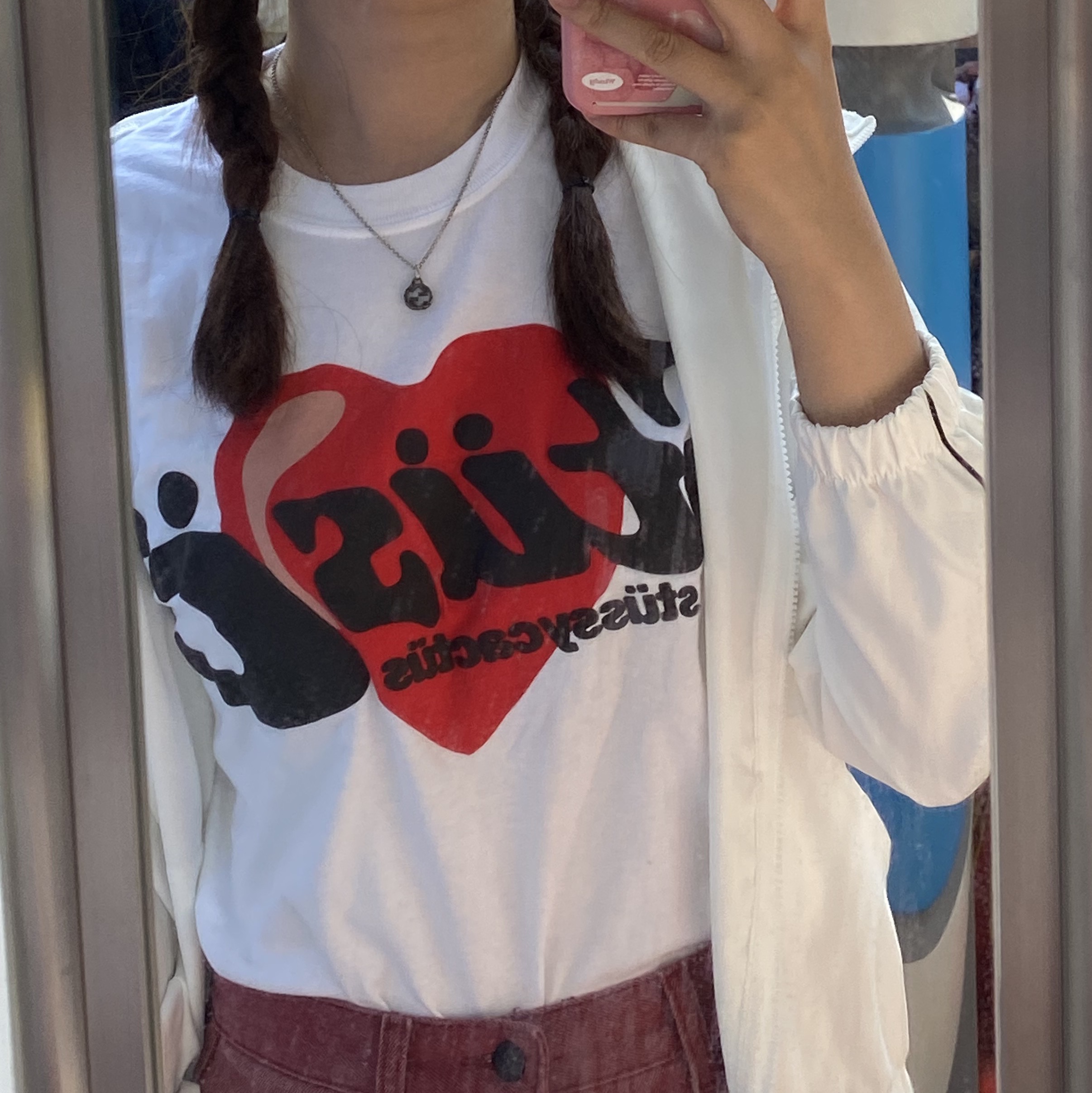 Stussy x Cactus Plant Flea Market Heart T-Shirt 착용 스타일 - 3