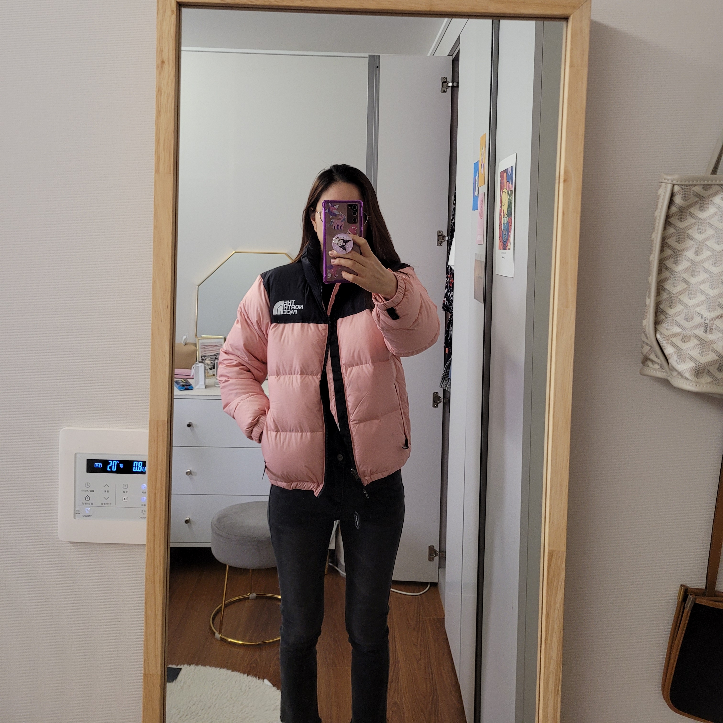 (W) The North Face 1996 Eco Nuptse Jacket Dusty Rose 착용 스타일