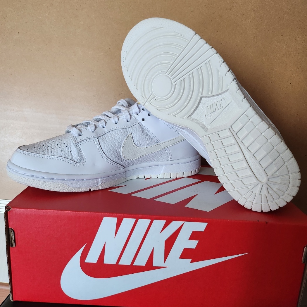 (W) Nike Dunk Low Valentine's Day White Optic Yellow 착용 스타일 - 1