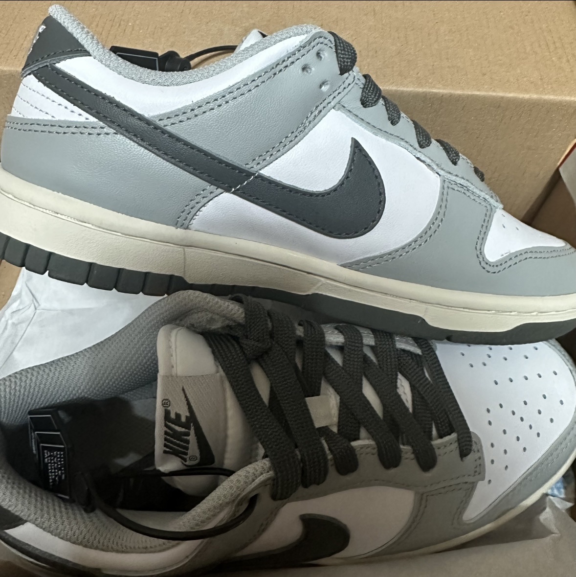 (W) Nike Dunk Low Light Smoke Grey 착용 스타일