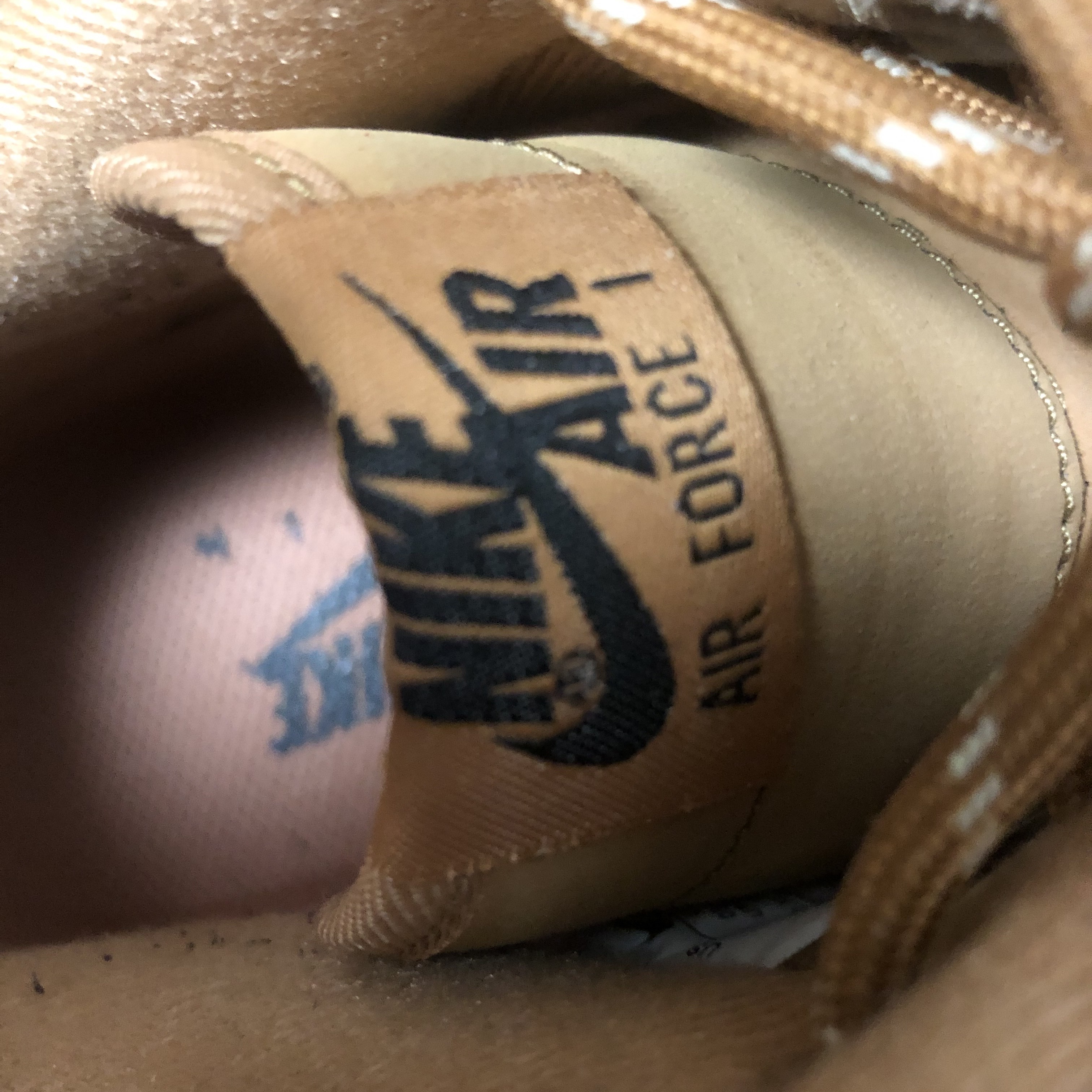 Nike Air Force 1 '07 WB Flax 착용 스타일 - 2