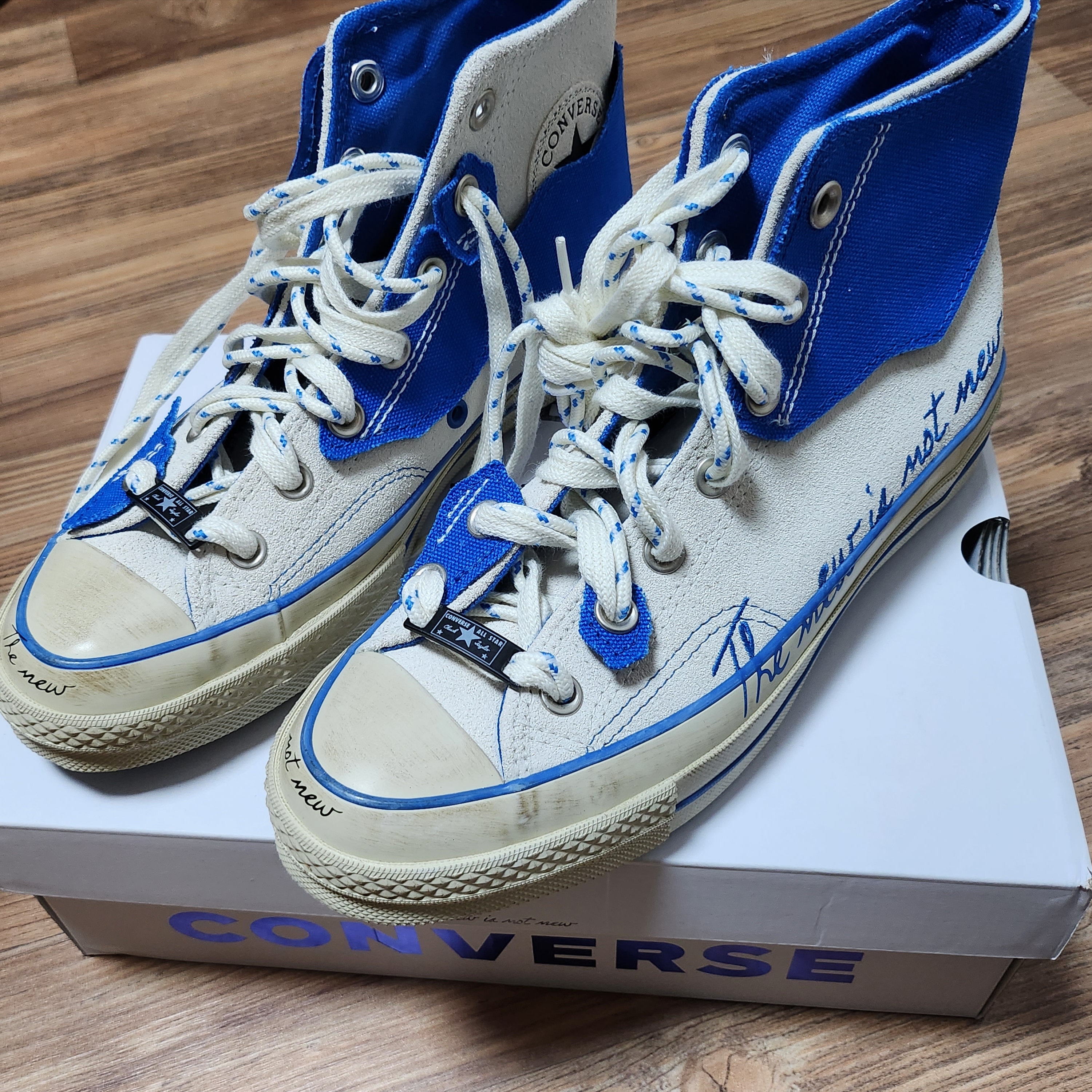 Converse x Ader Error Chuck 70 High White 착용 스타일 - 2