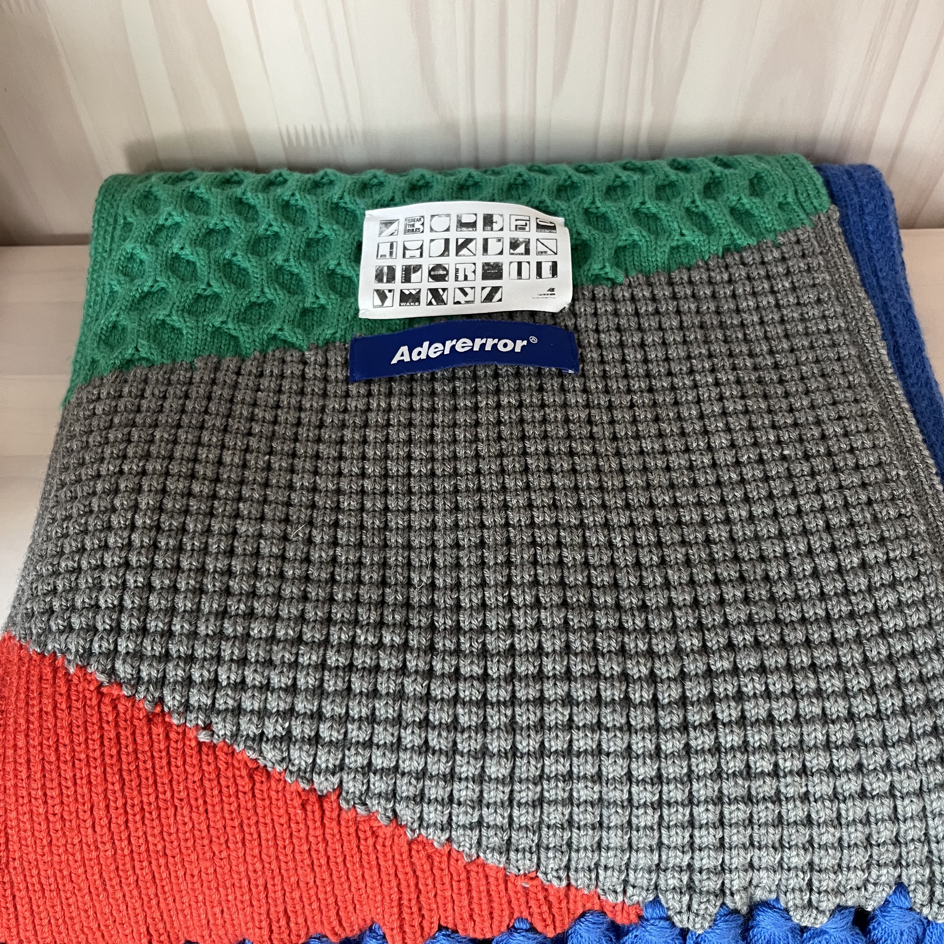 Ader Error x Zara Scarf Blue 착용 스타일 - 2