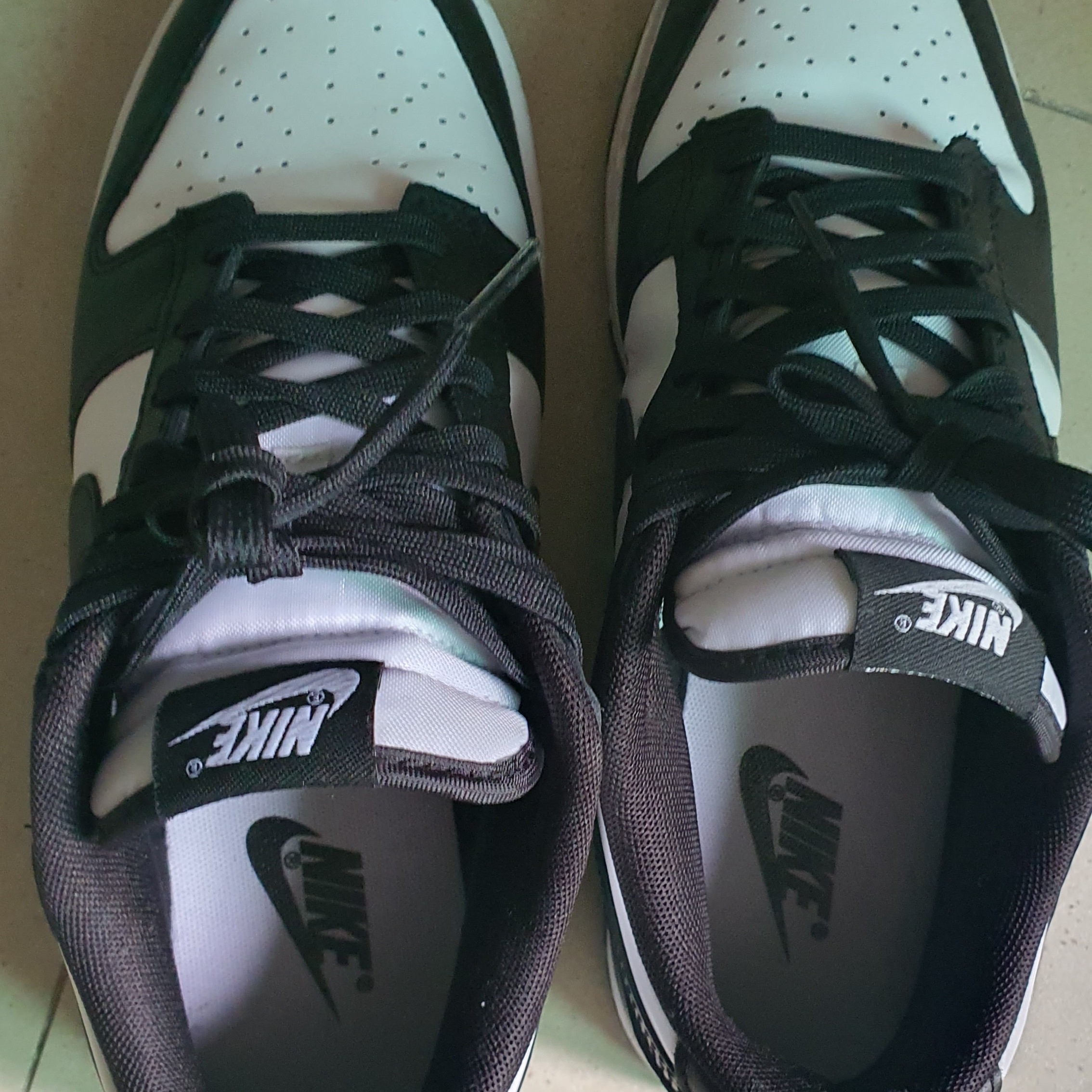 Nike Dunk Low Retro Black 착용 스타일