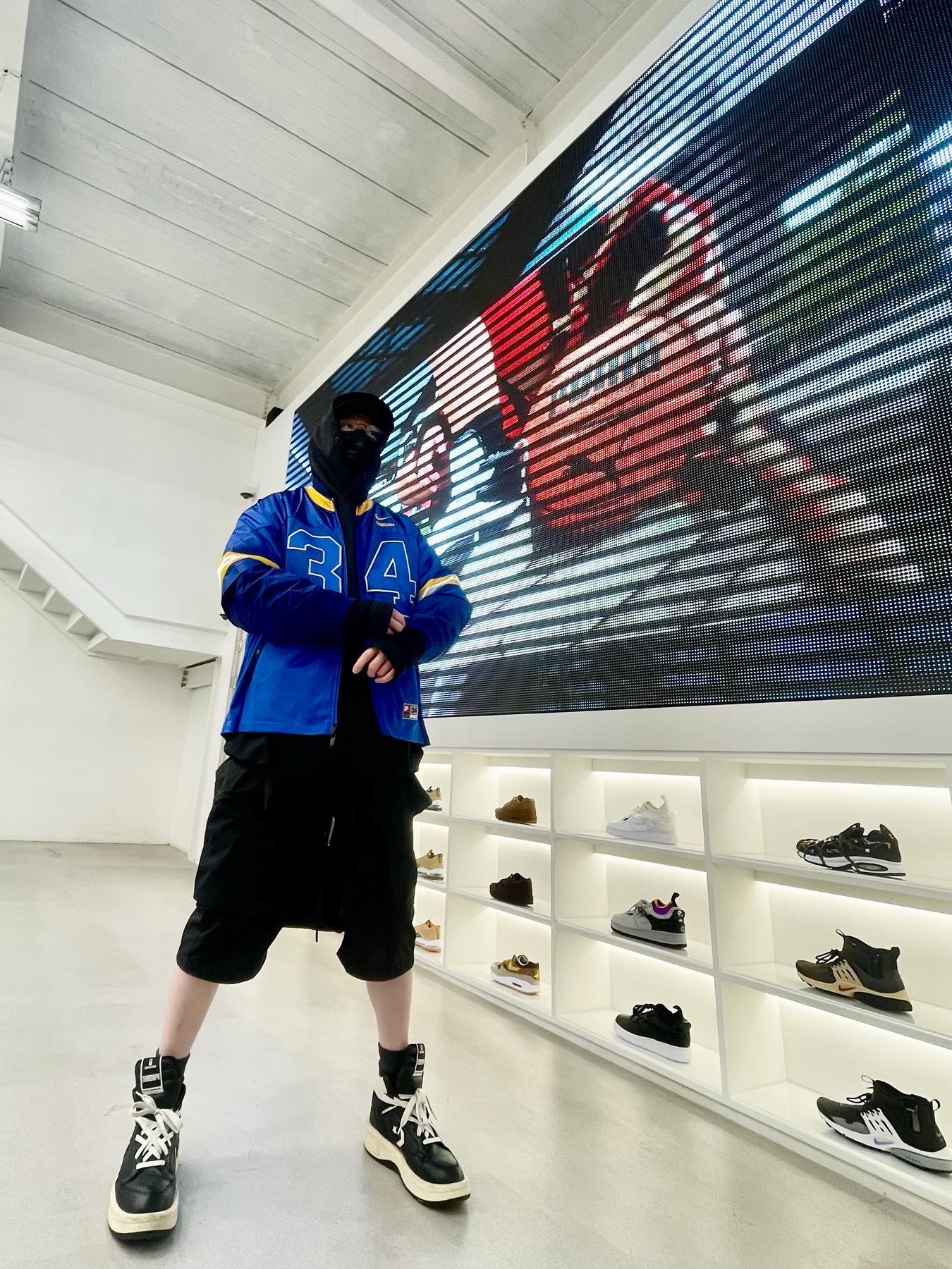 Nike x Ambush Jacket Deep Royal Blue - Asia, Converse x Drkshdw Turbowpn Black Cream 착용 스타일 - 2