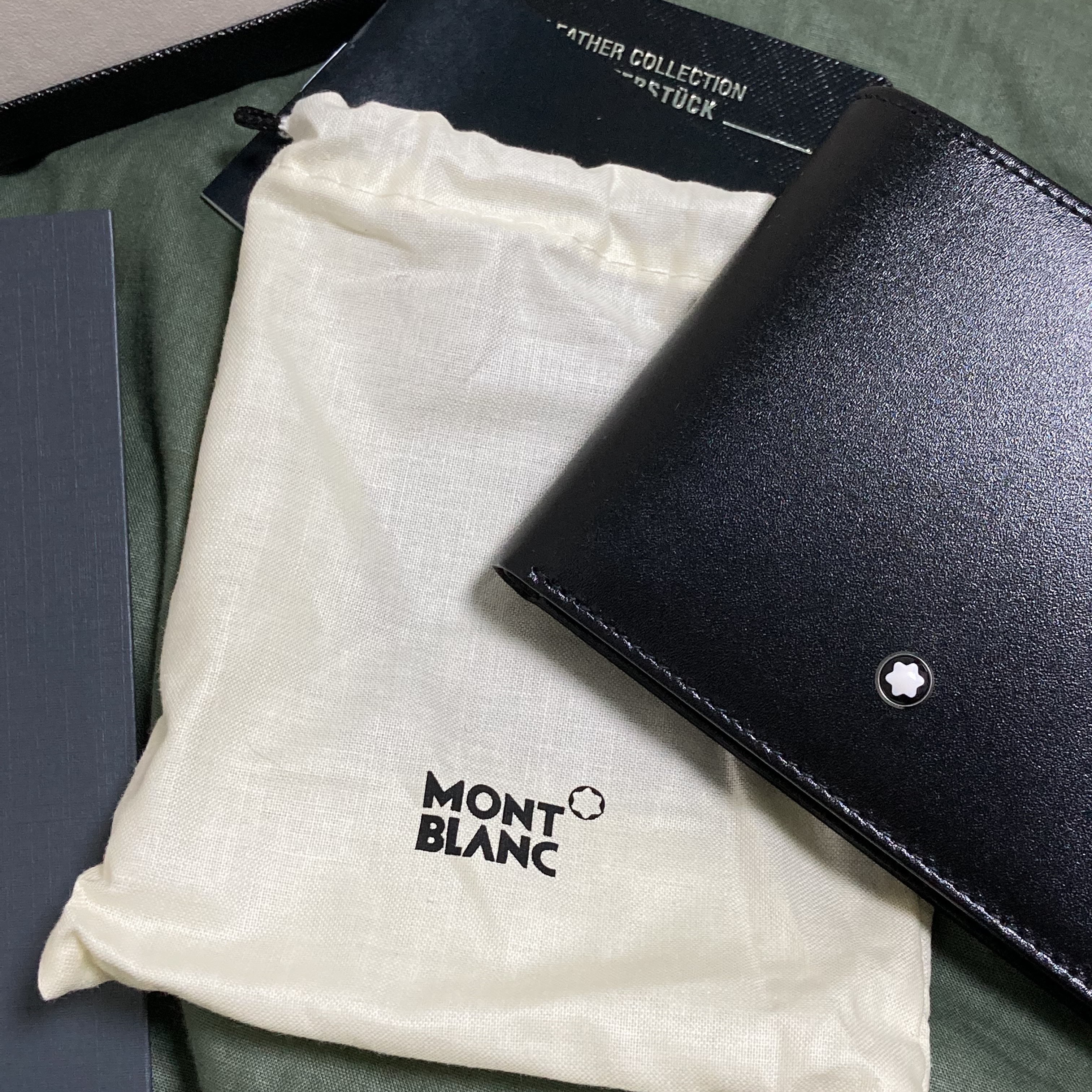 Montblanc Meisterstuck 6cc Wallet Black 착용 스타일